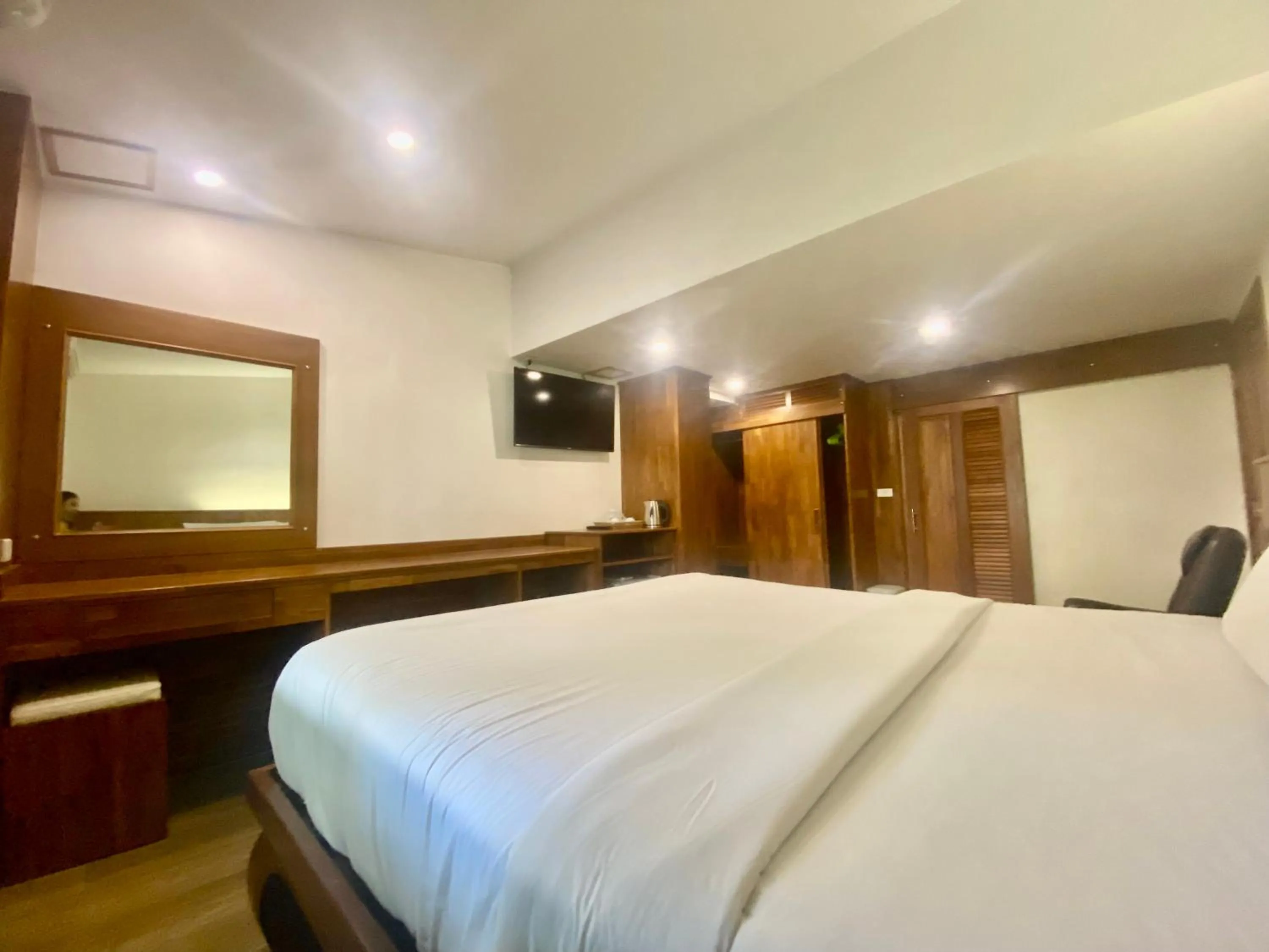 Bedroom, Bed in Patong Palace Hotel - SHA Extra Plus