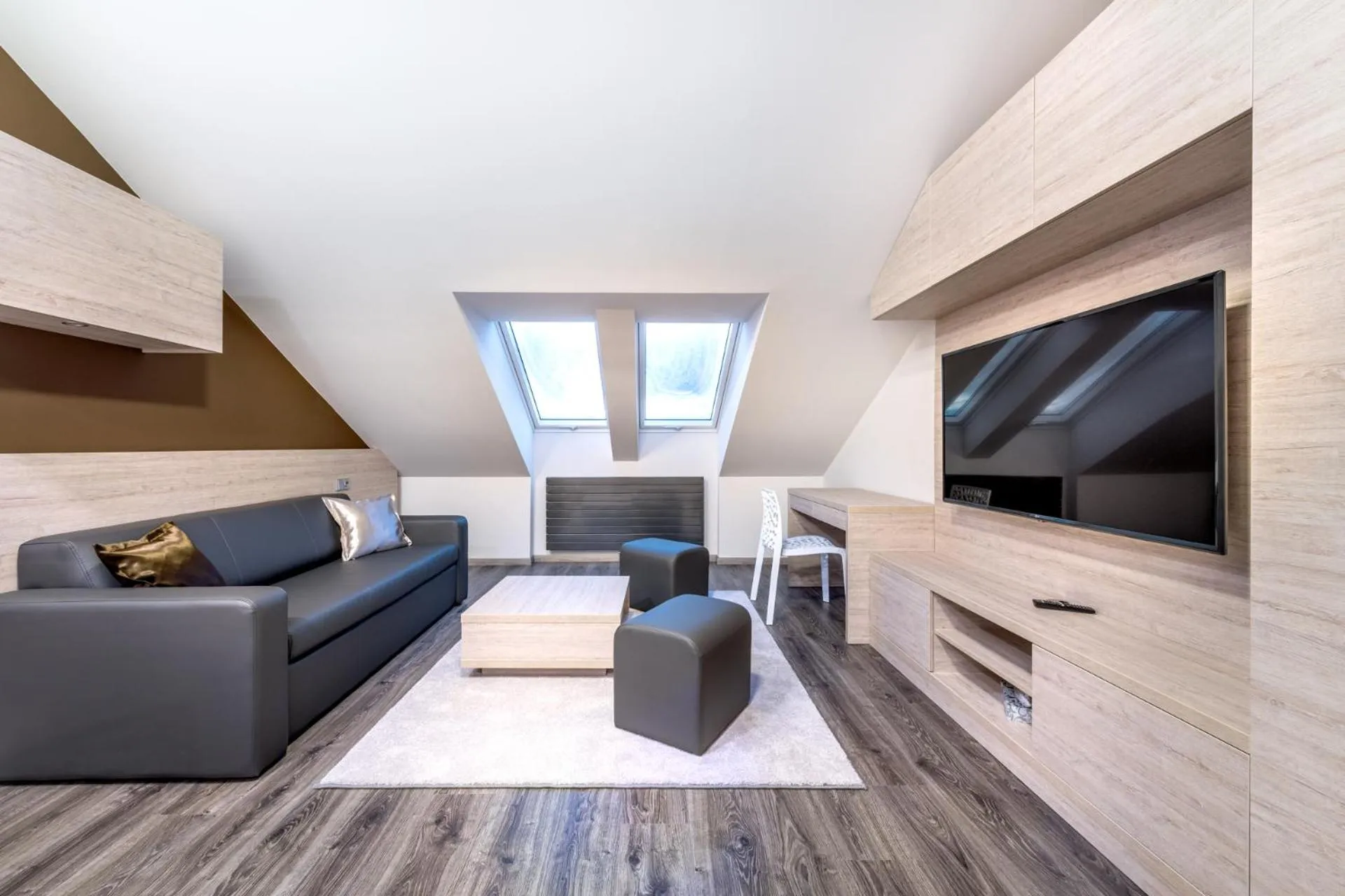 TV and multimedia in HOTEL PECR DEEP