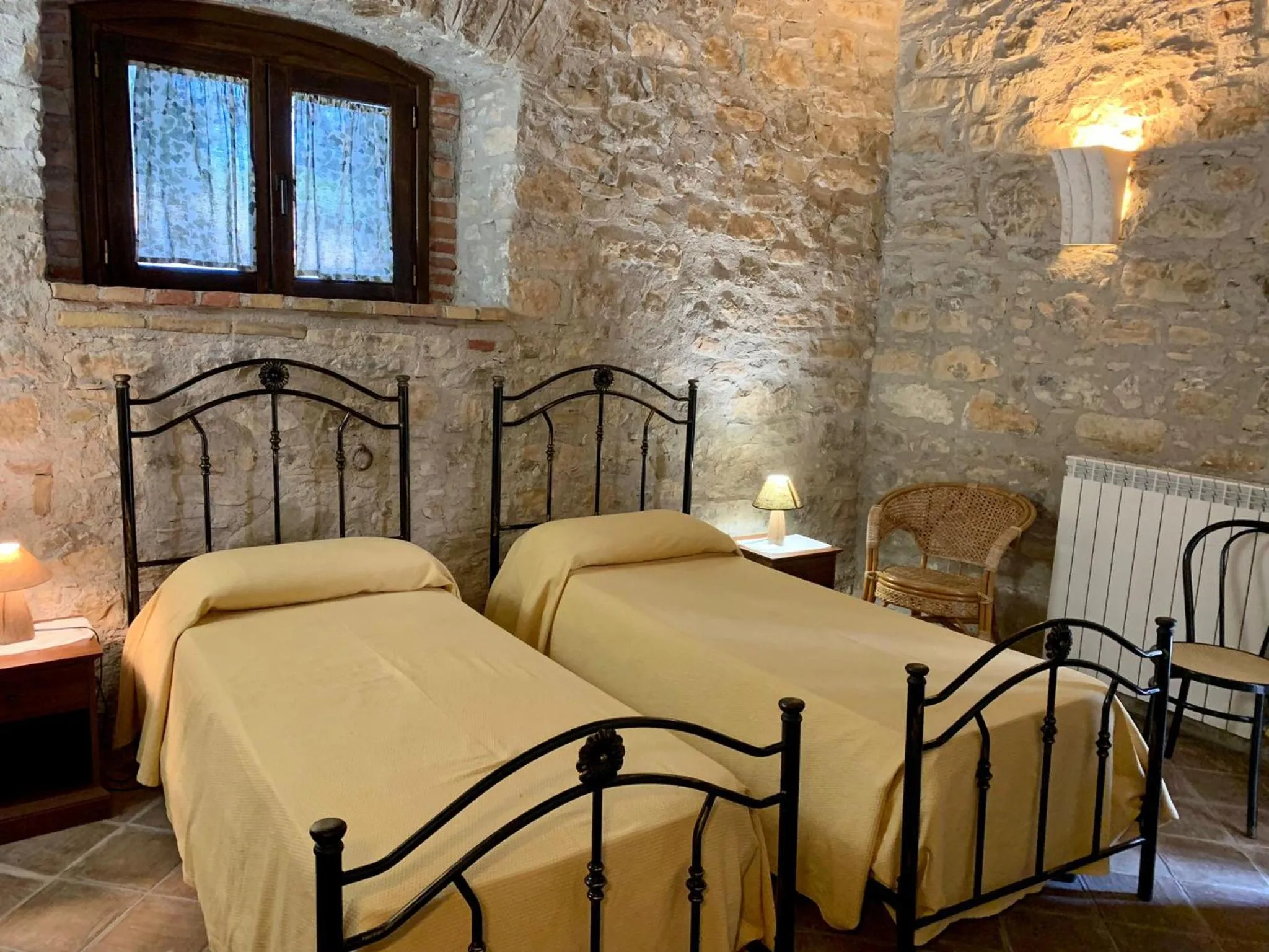 Bed in Agriturismo Sant'Agata
