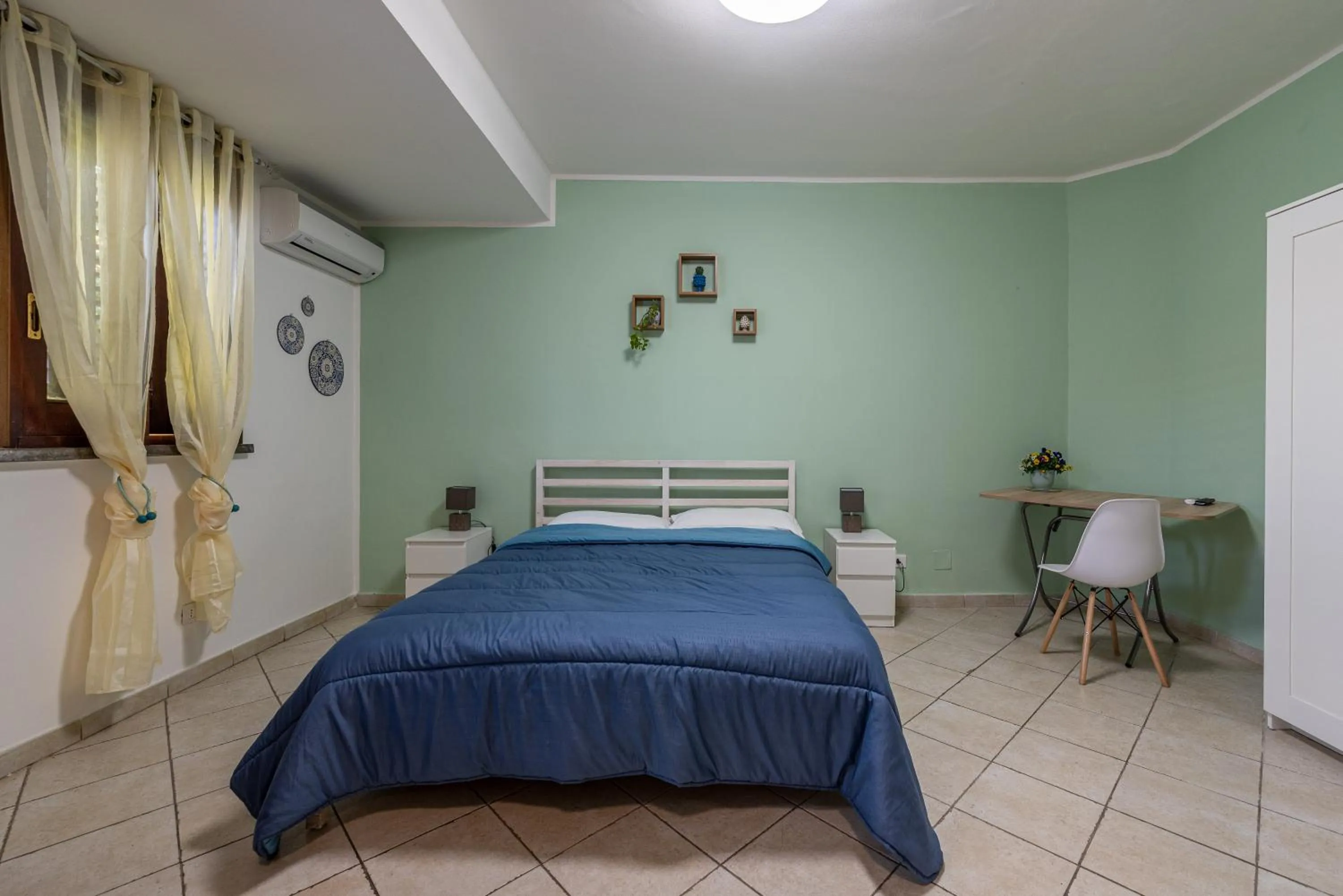 Bedroom, Bed in Bouganville Home Mondello