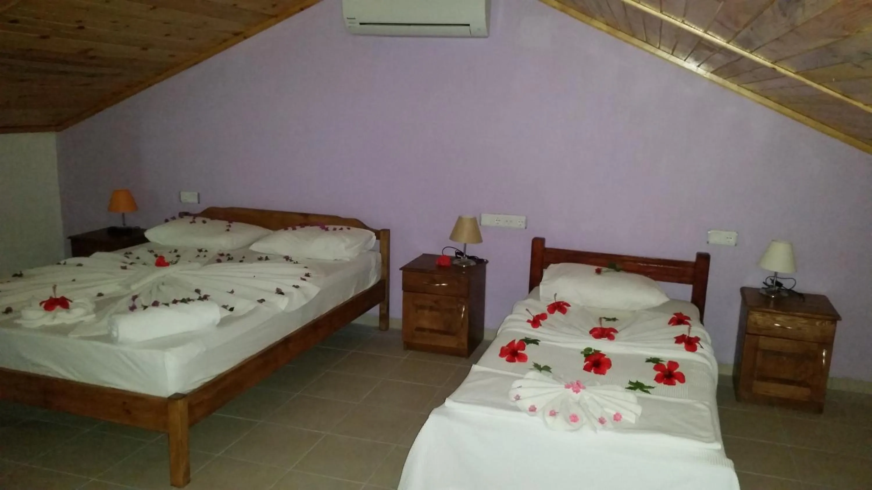 Bedroom in Hotel Riverside