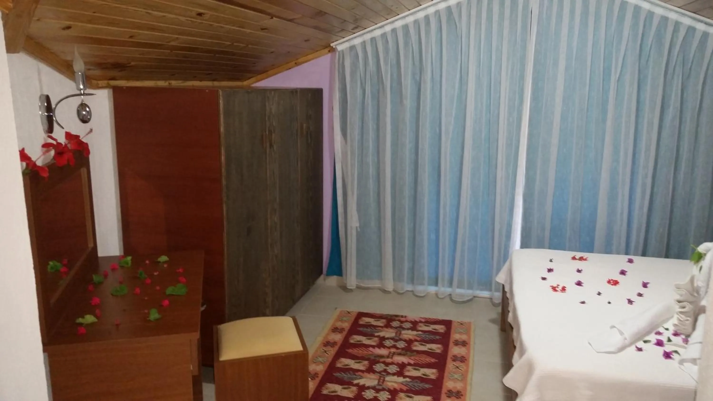 Bedroom in Hotel Riverside