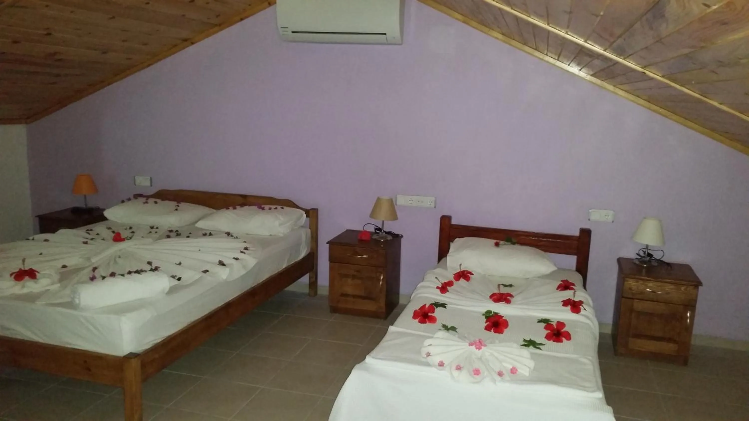 Bedroom in Hotel Riverside