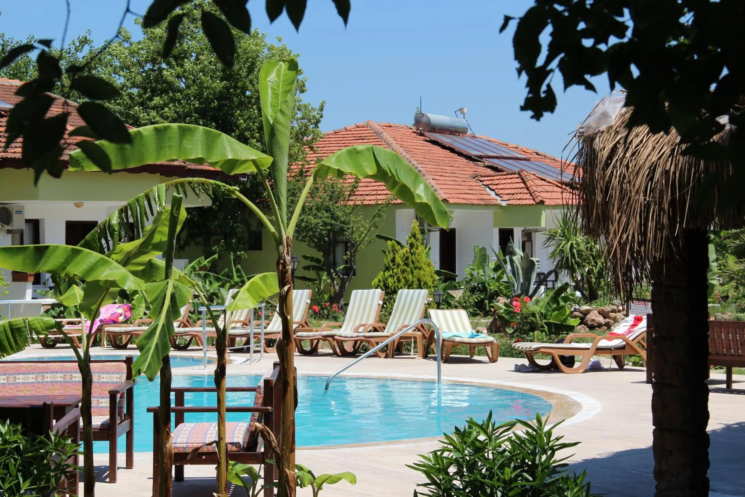 Pool view in Hotel Riverside