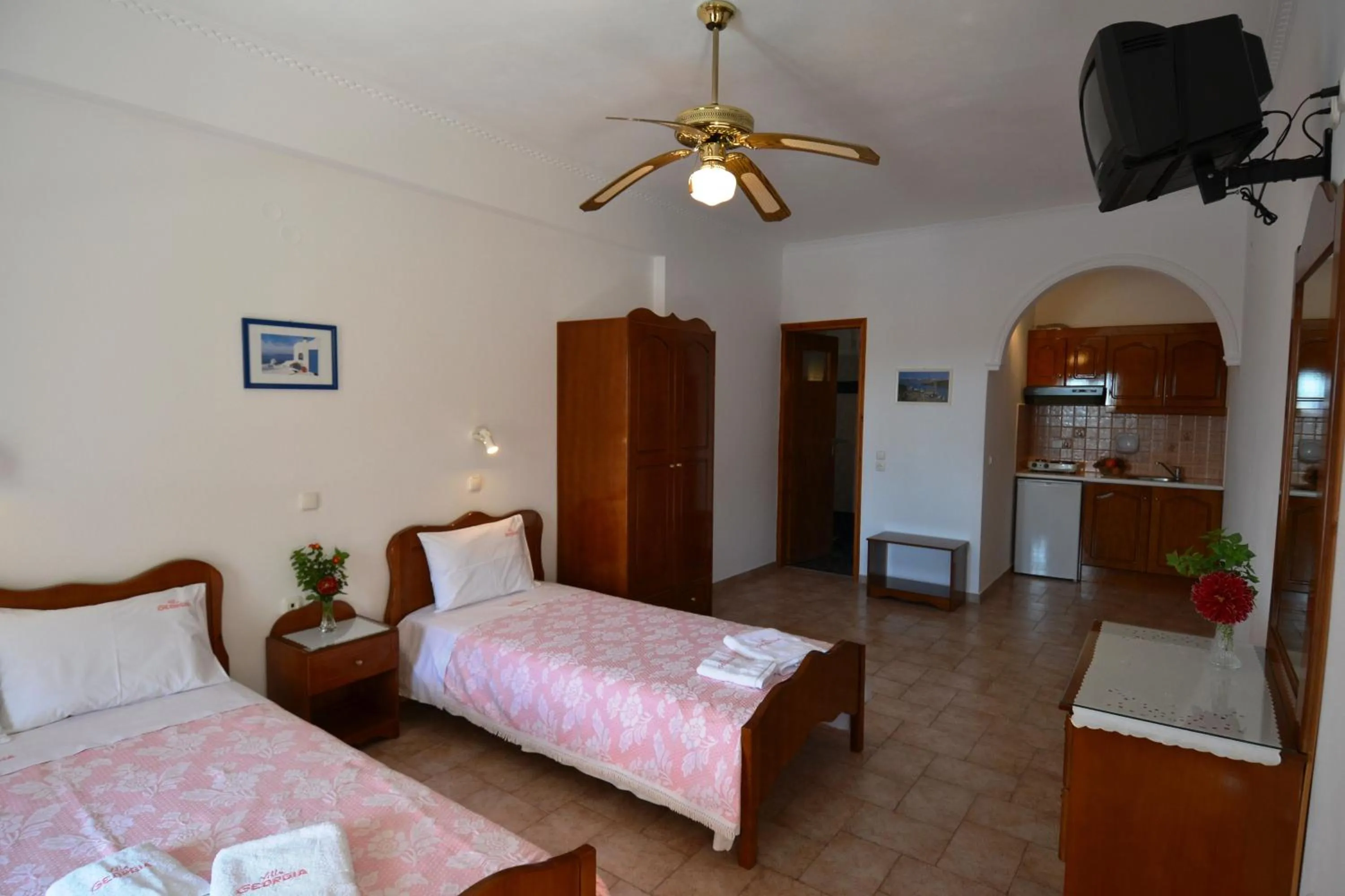 Photo of the whole room, Bed in Villa Georgia