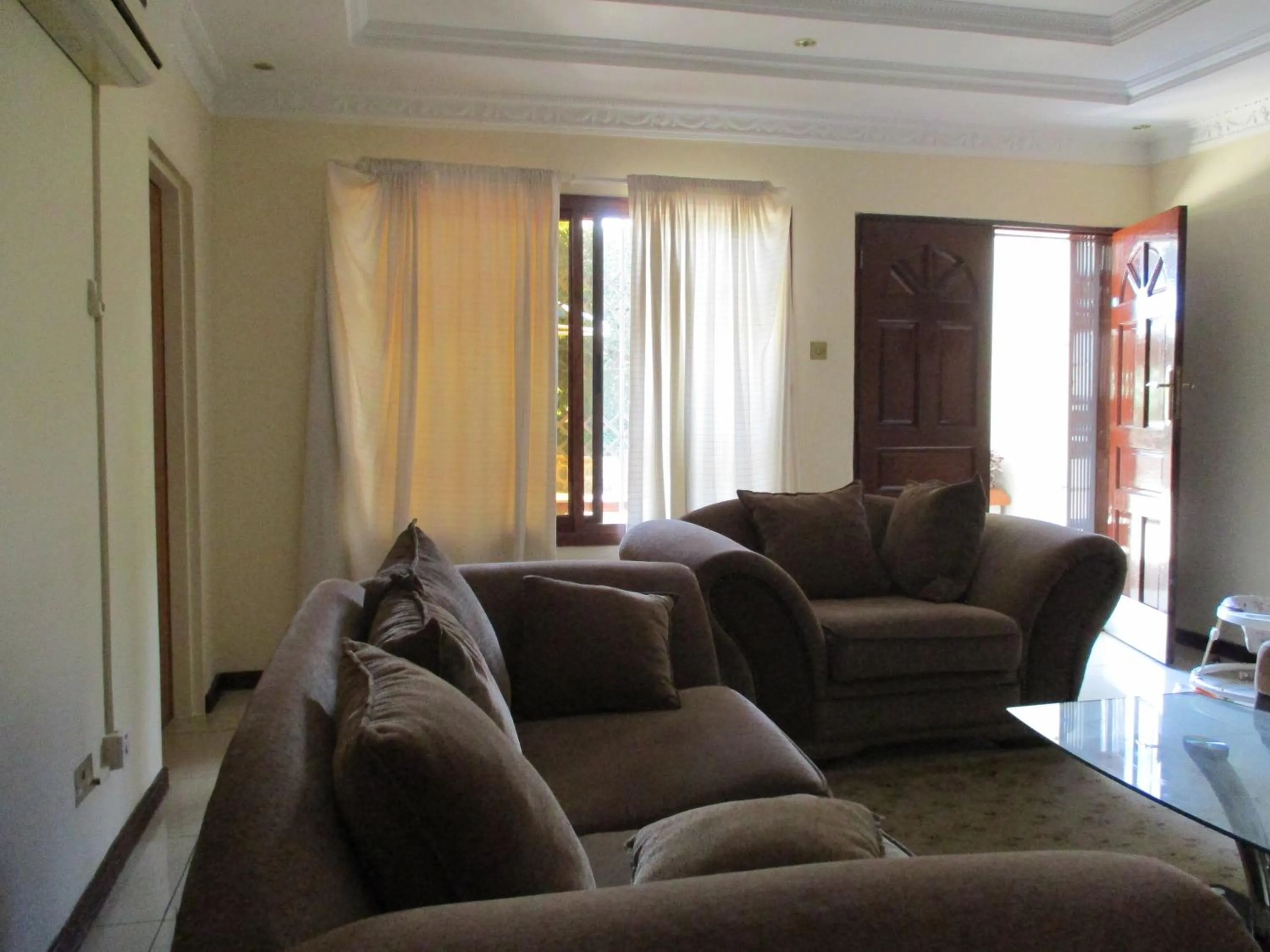 Living room in Avon Apartments