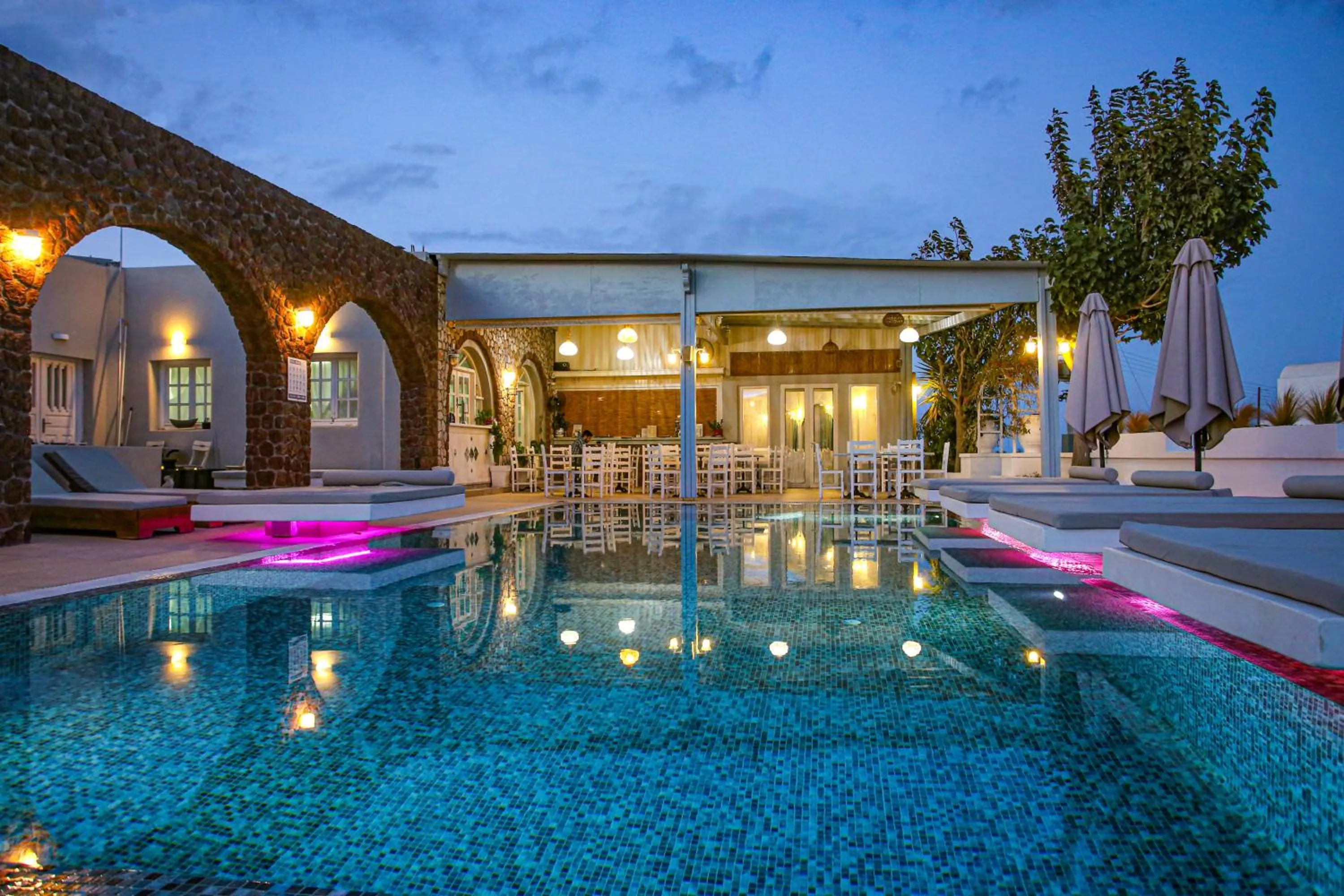 Restaurant/places to eat in Dimitris Villa