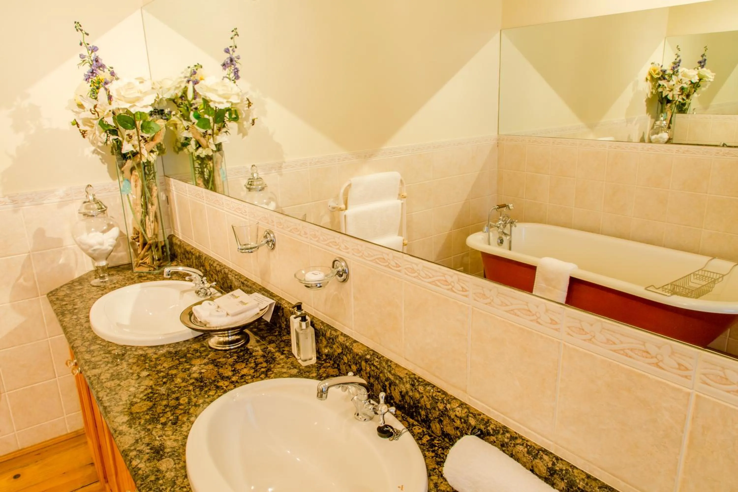 Bathroom in Le Manoir de Brendel