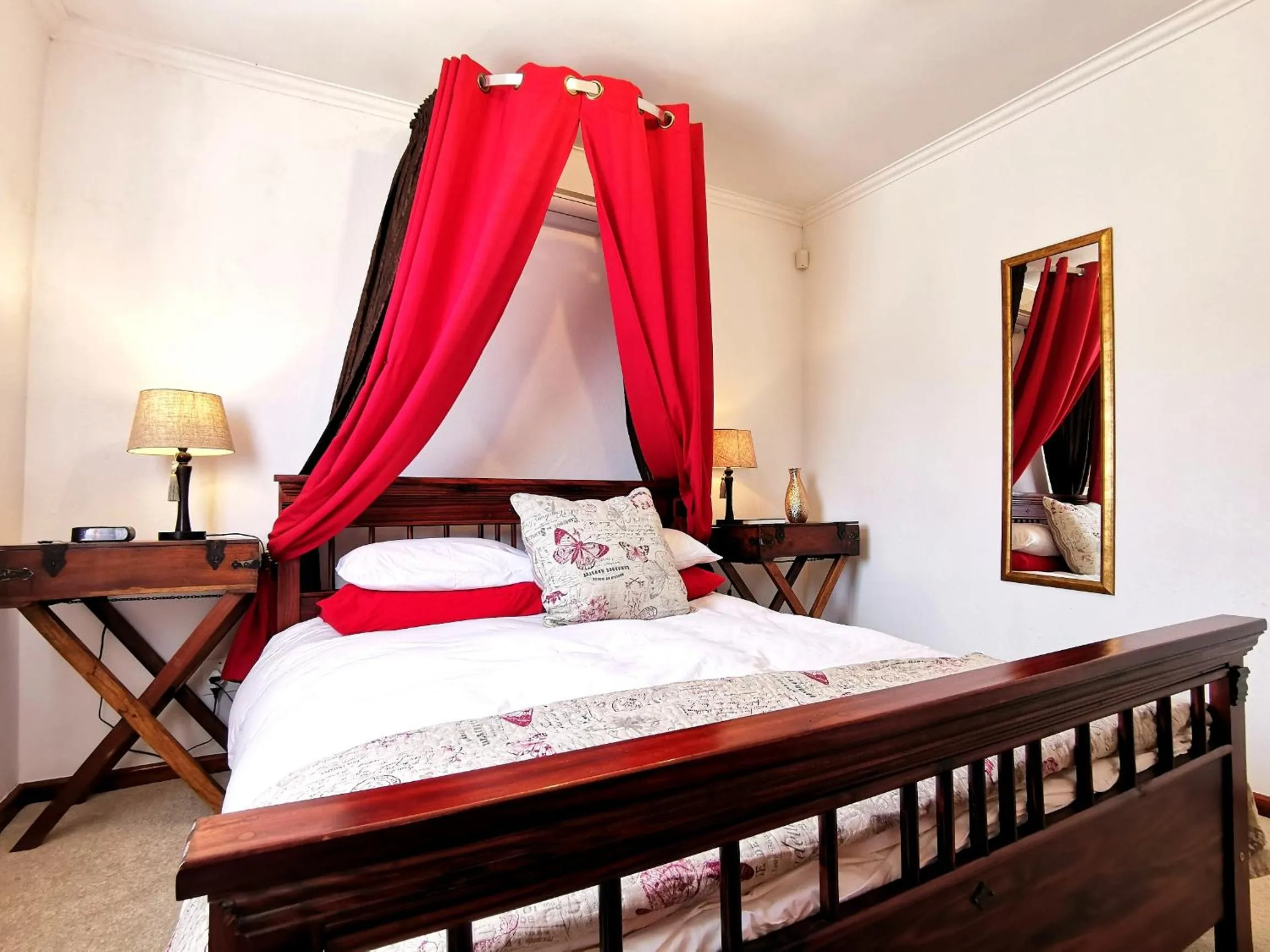 Bed in Le Manoir de Brendel