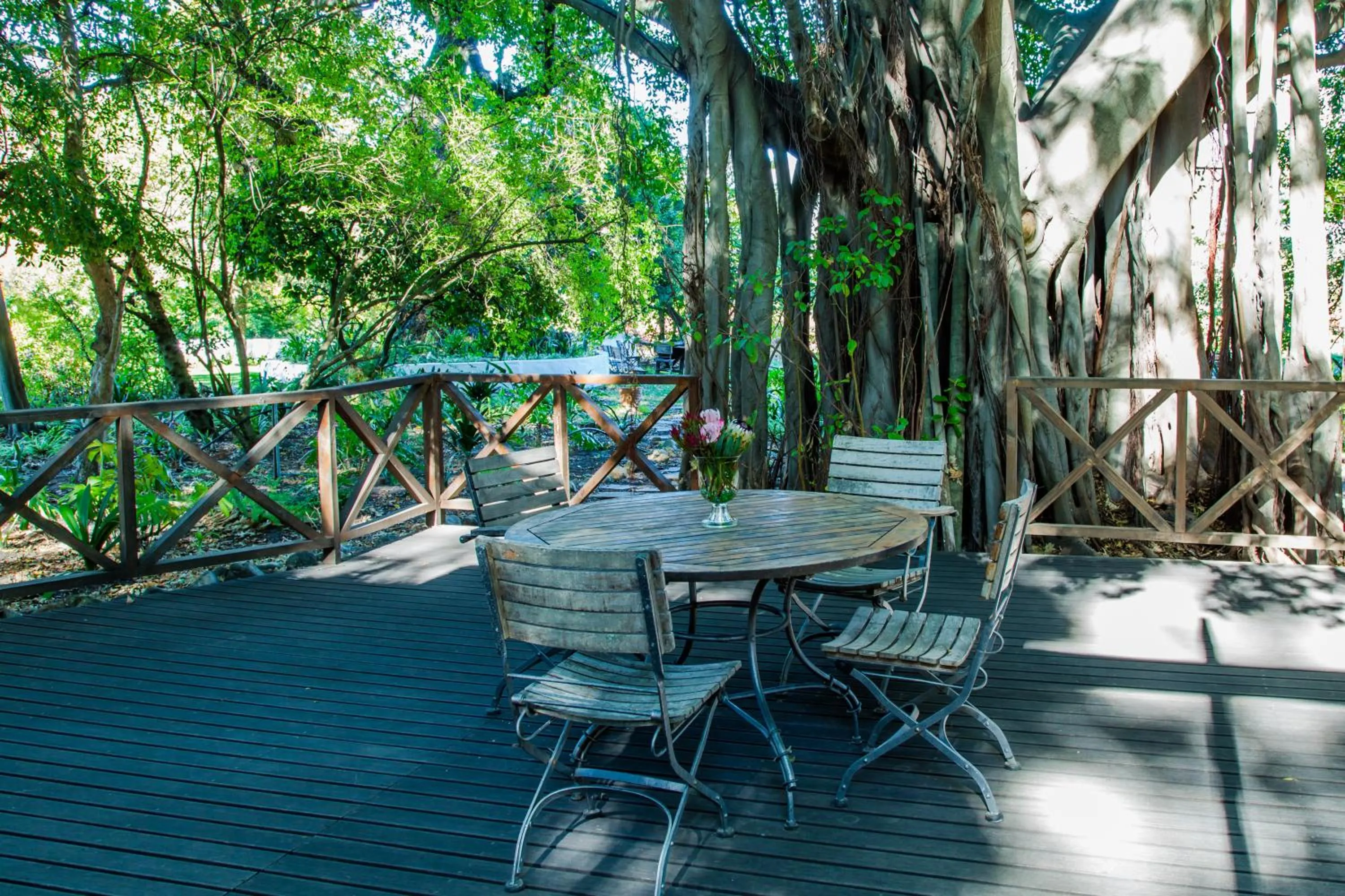 Patio in Le Manoir de Brendel