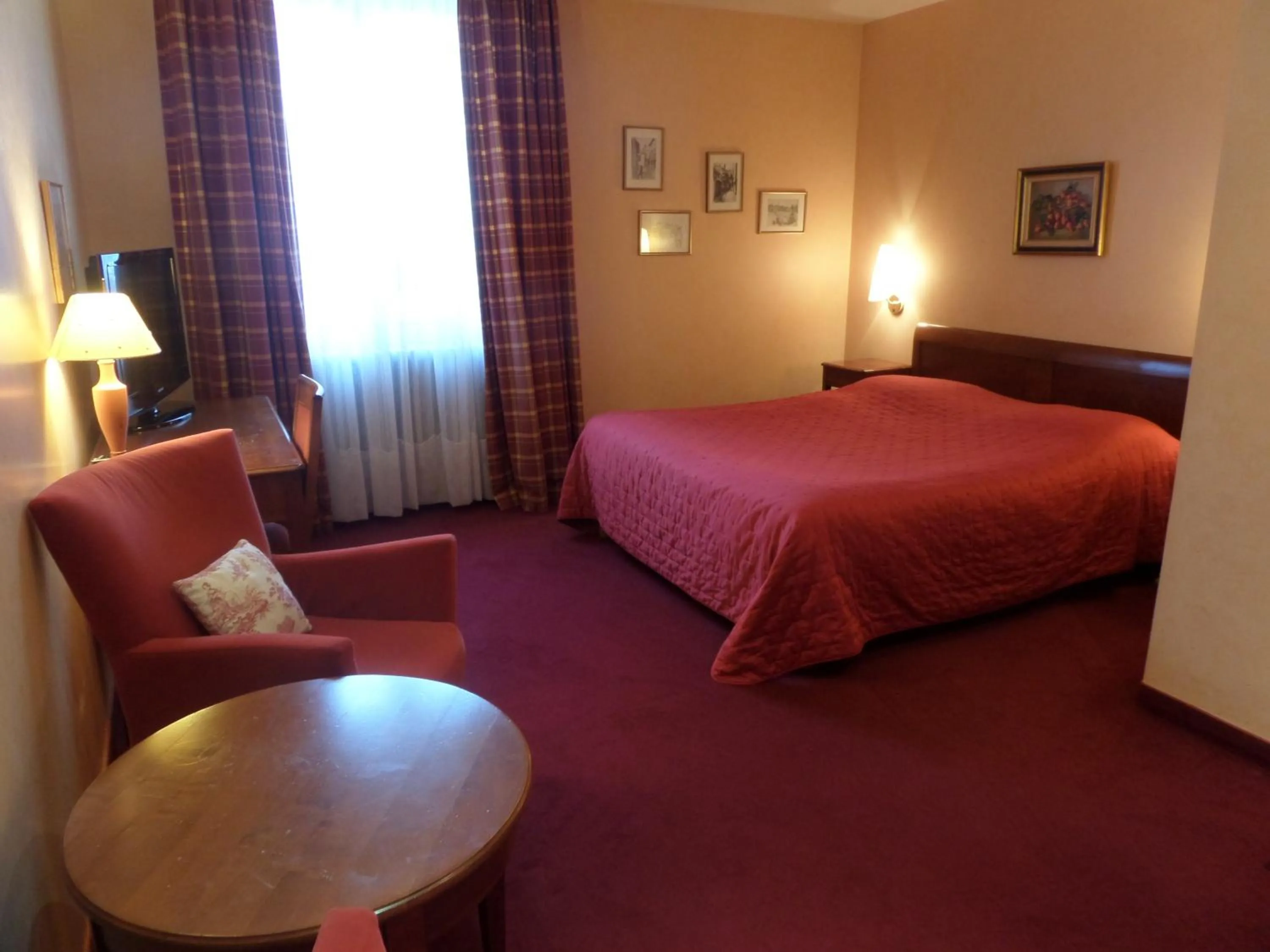 Hôtel Restaurant Chez Henriette