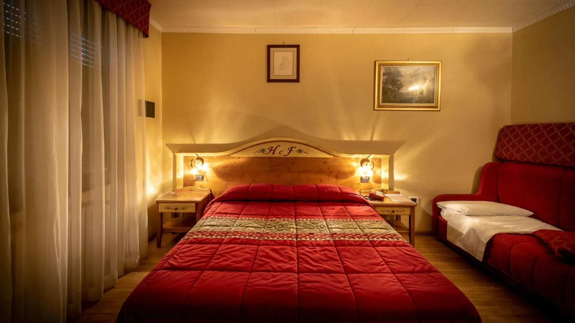 Bed in Hotel Club Funivia