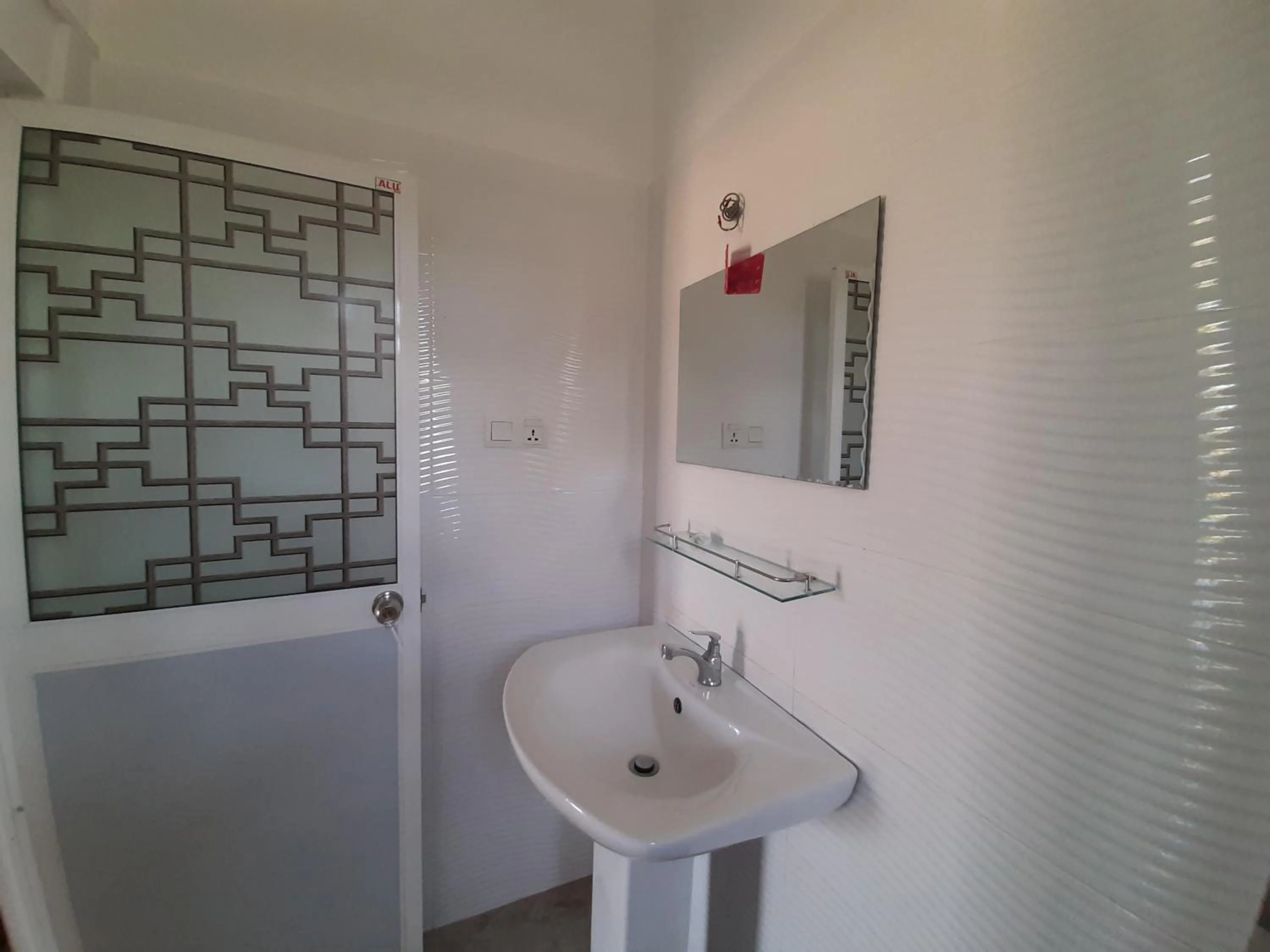 Bathroom in Lavender Home Yala Safari