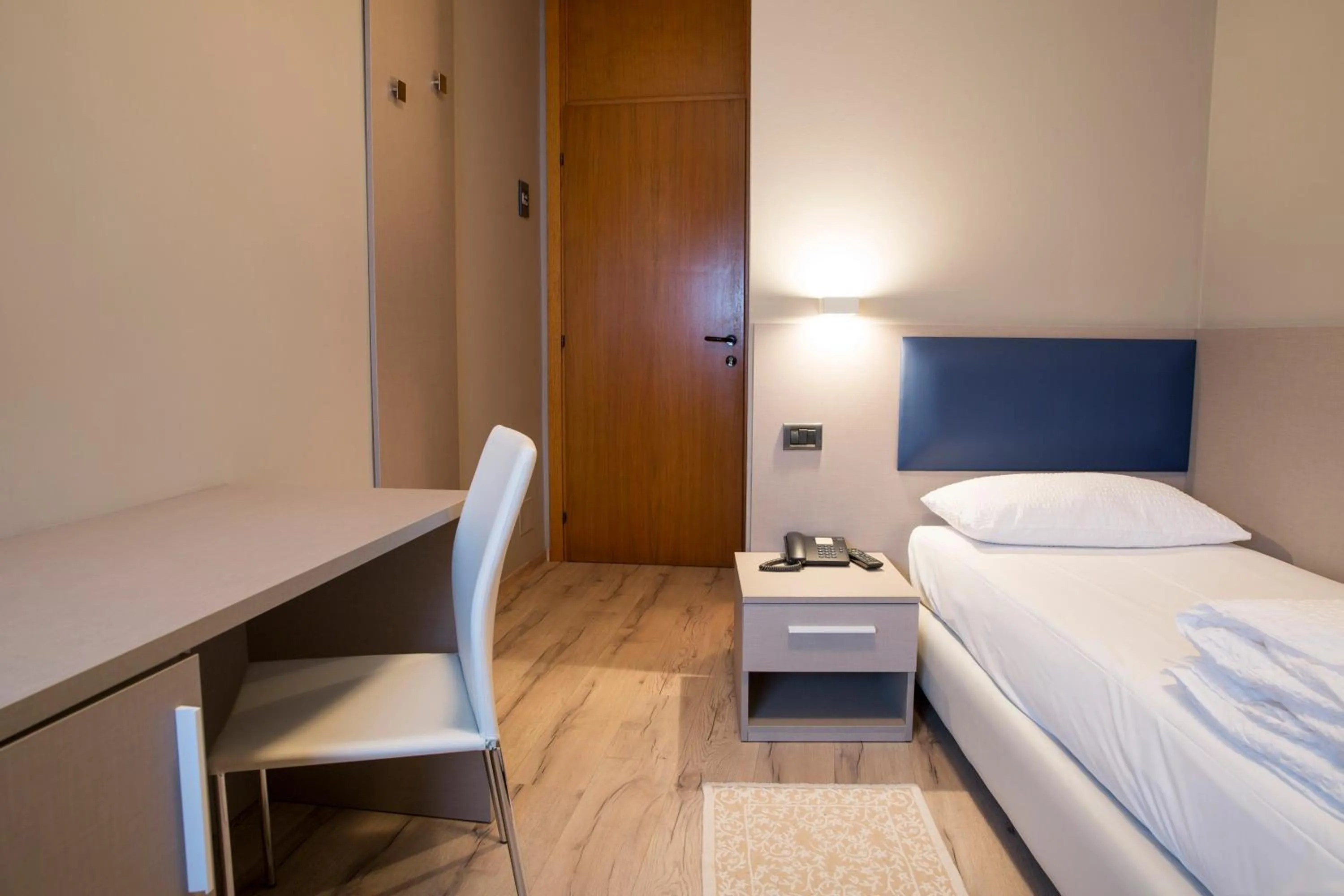 Other, Bed in Albergo Montenegro