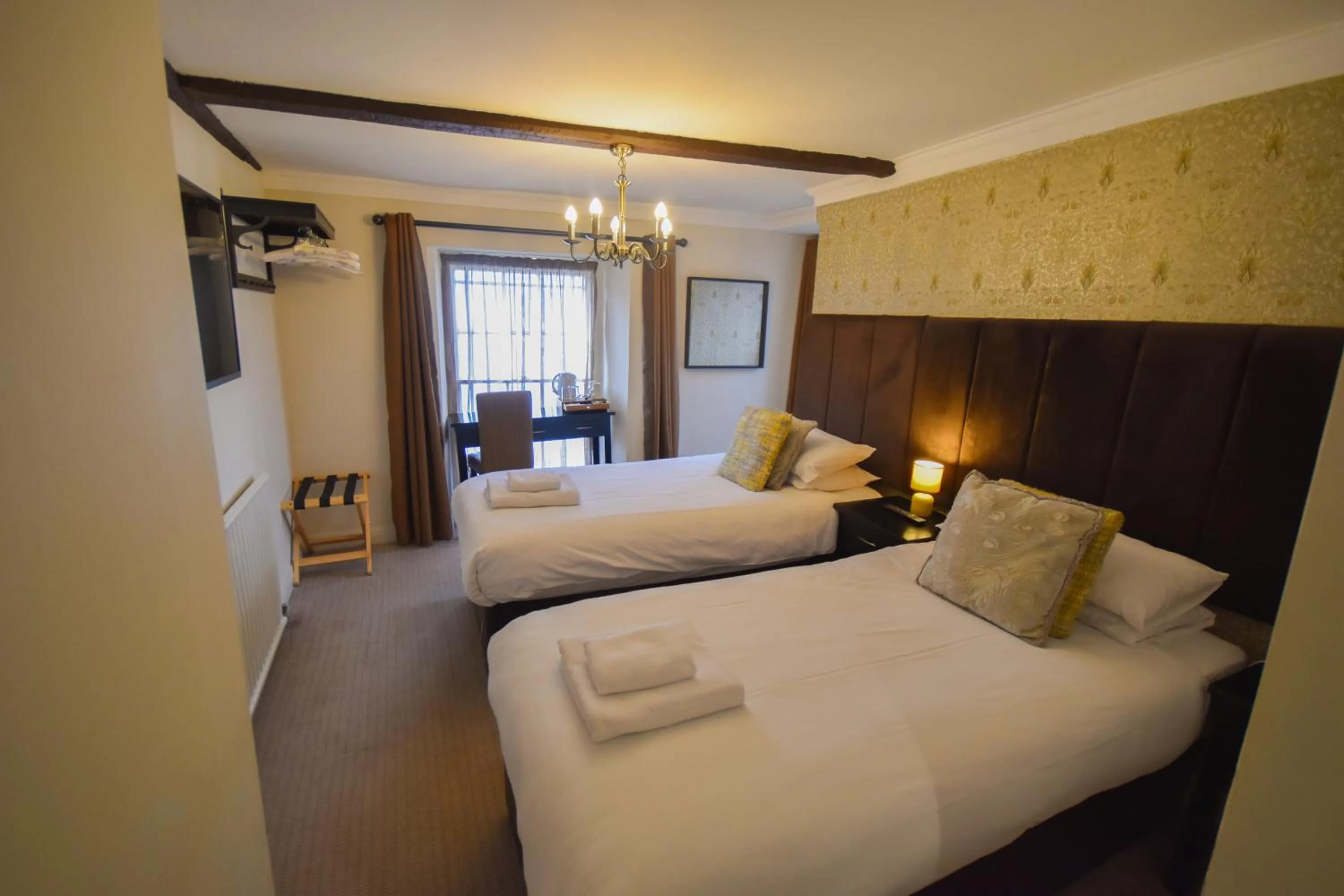 Bed in Red Lion Inn