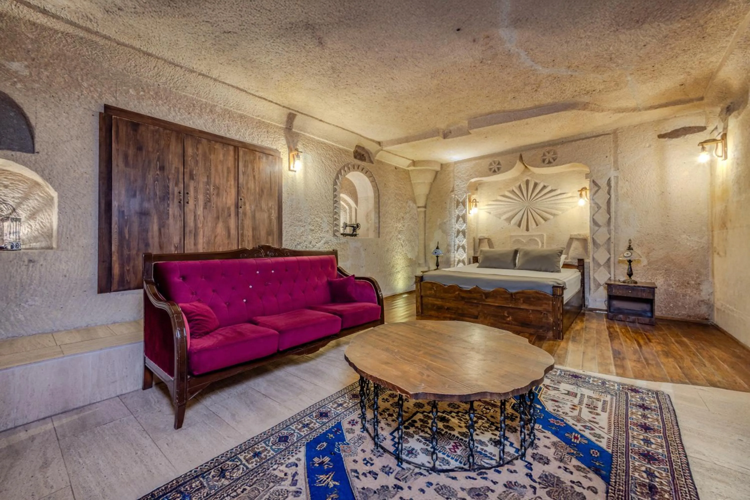 Bed in Castle Cave Hotel