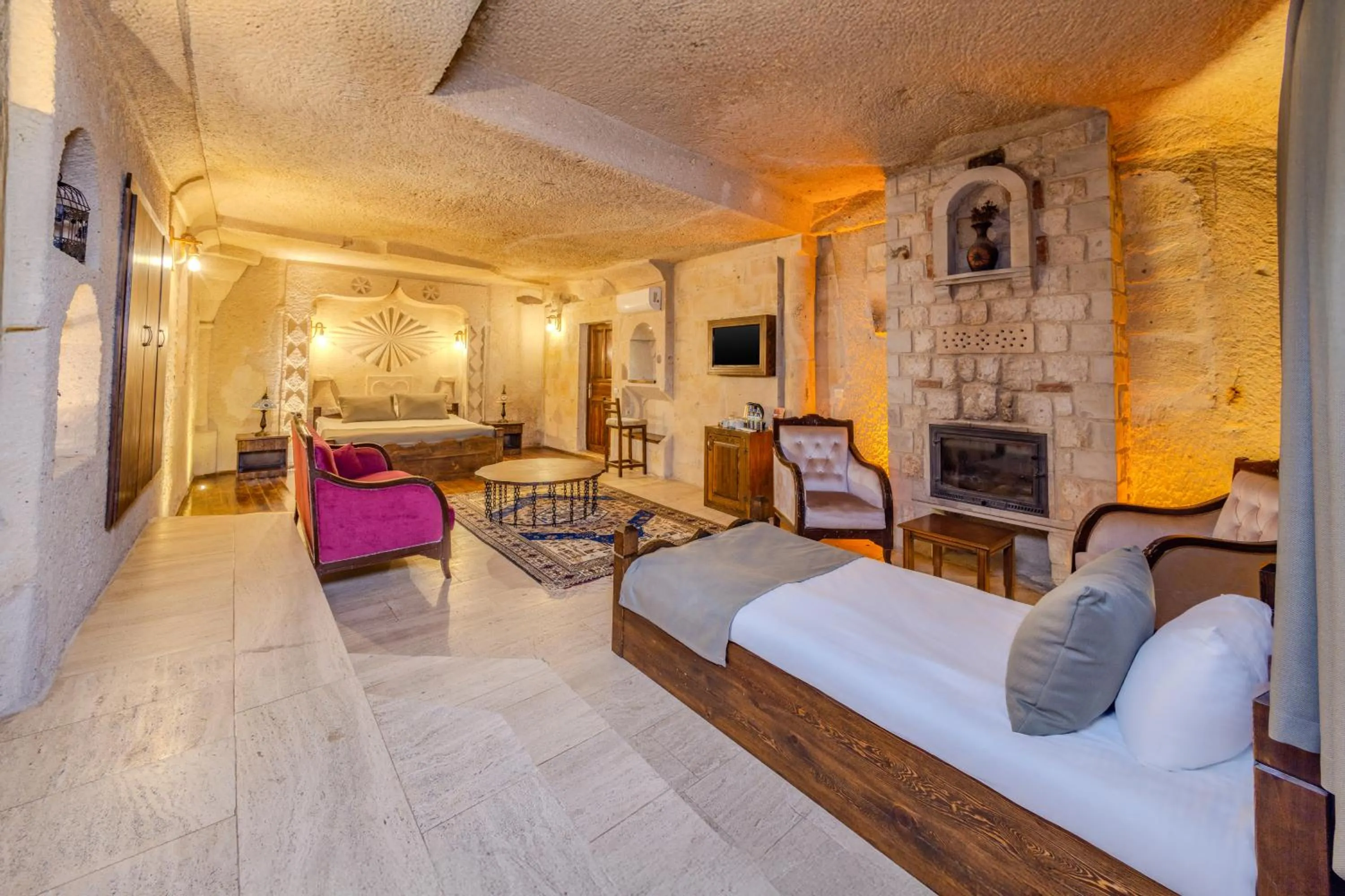 Bed in Castle Cave Hotel