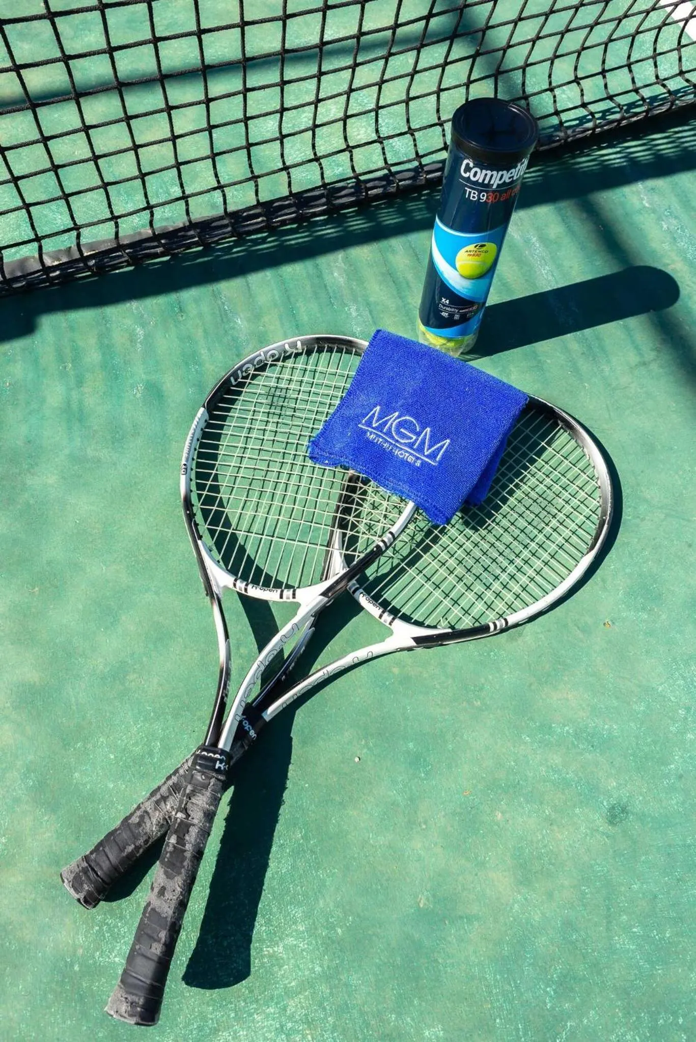 Tennis court in Muthu Oura Praia Hotel