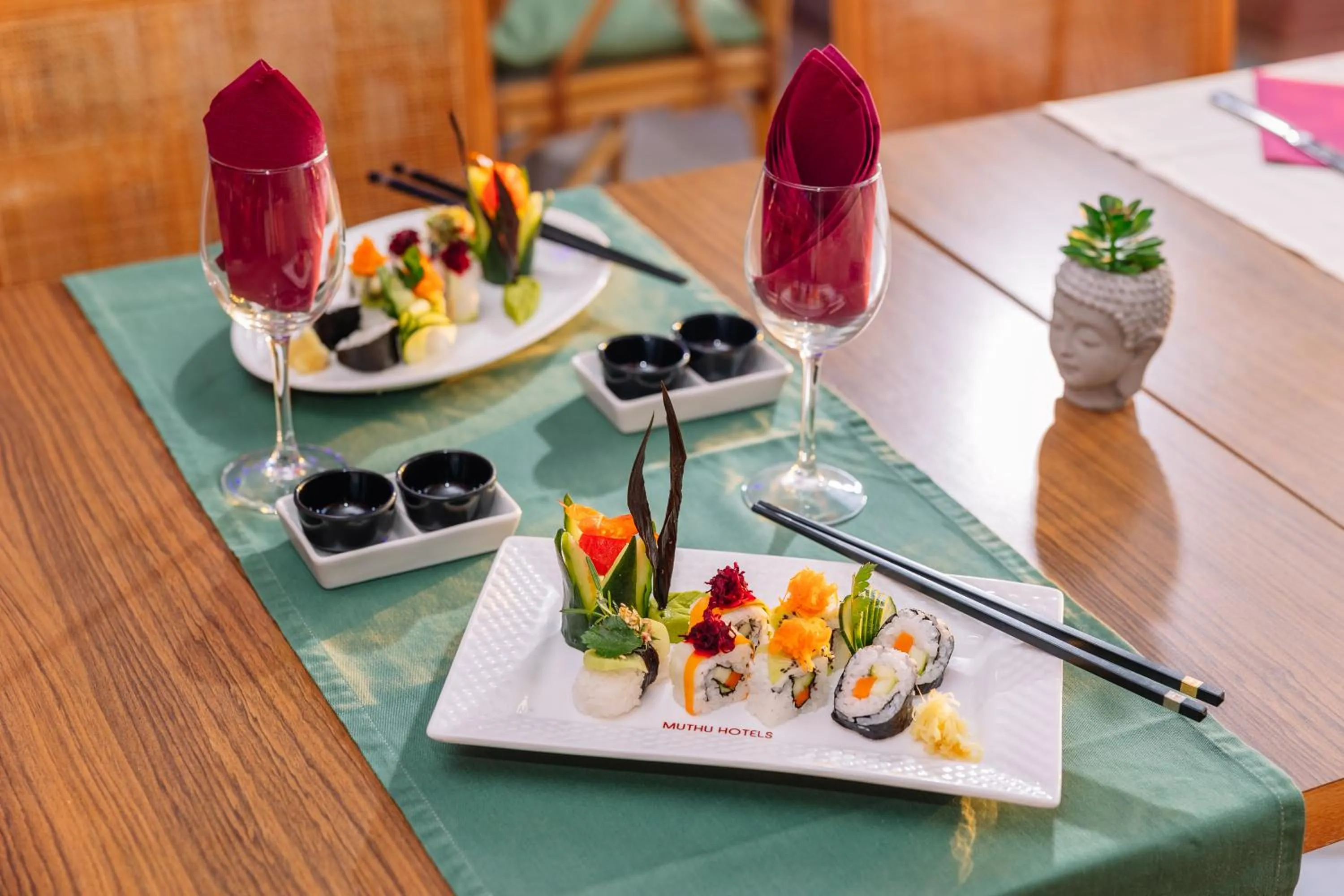 Restaurant/places to eat in Muthu Oura Praia Hotel