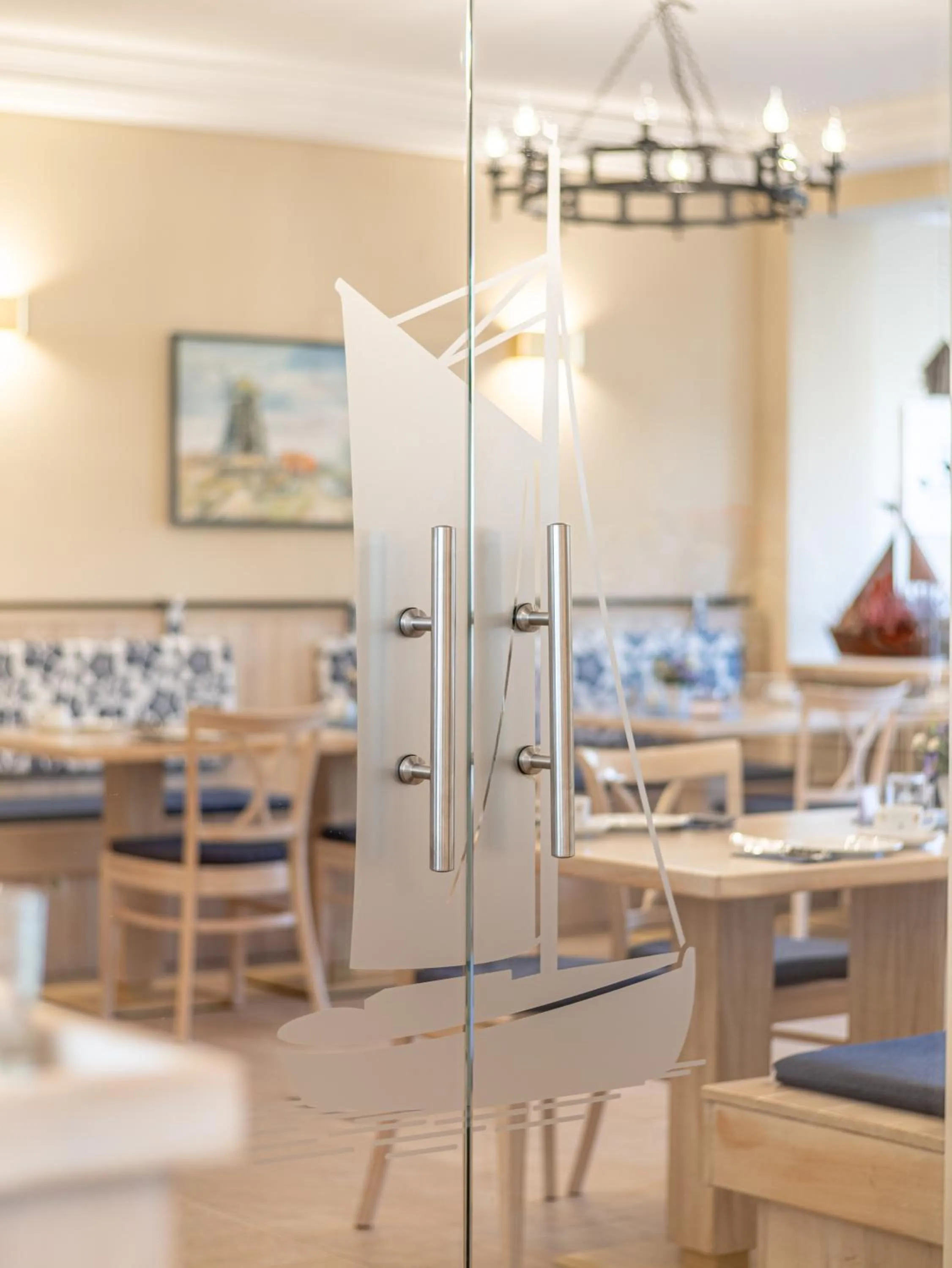 Restaurant/places to eat in Hotel Stone