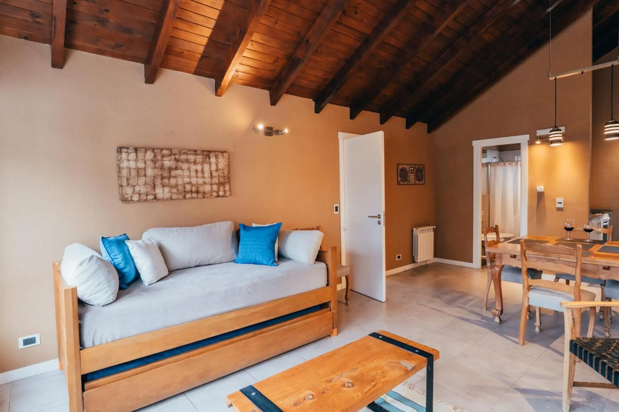 Living room, Bed in Ski Sur Apartments