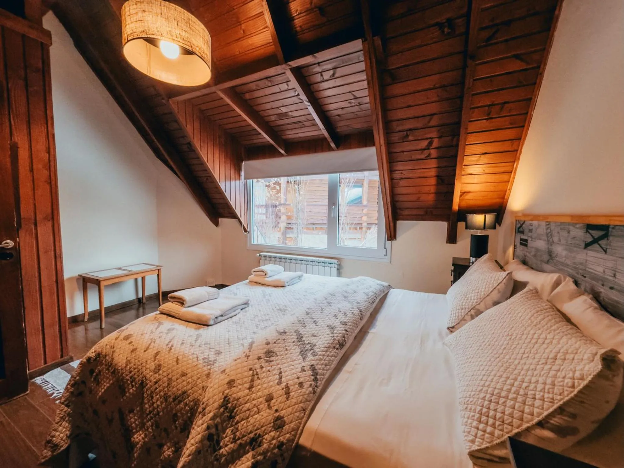 Bedroom, Bed in Ski Sur Apartments