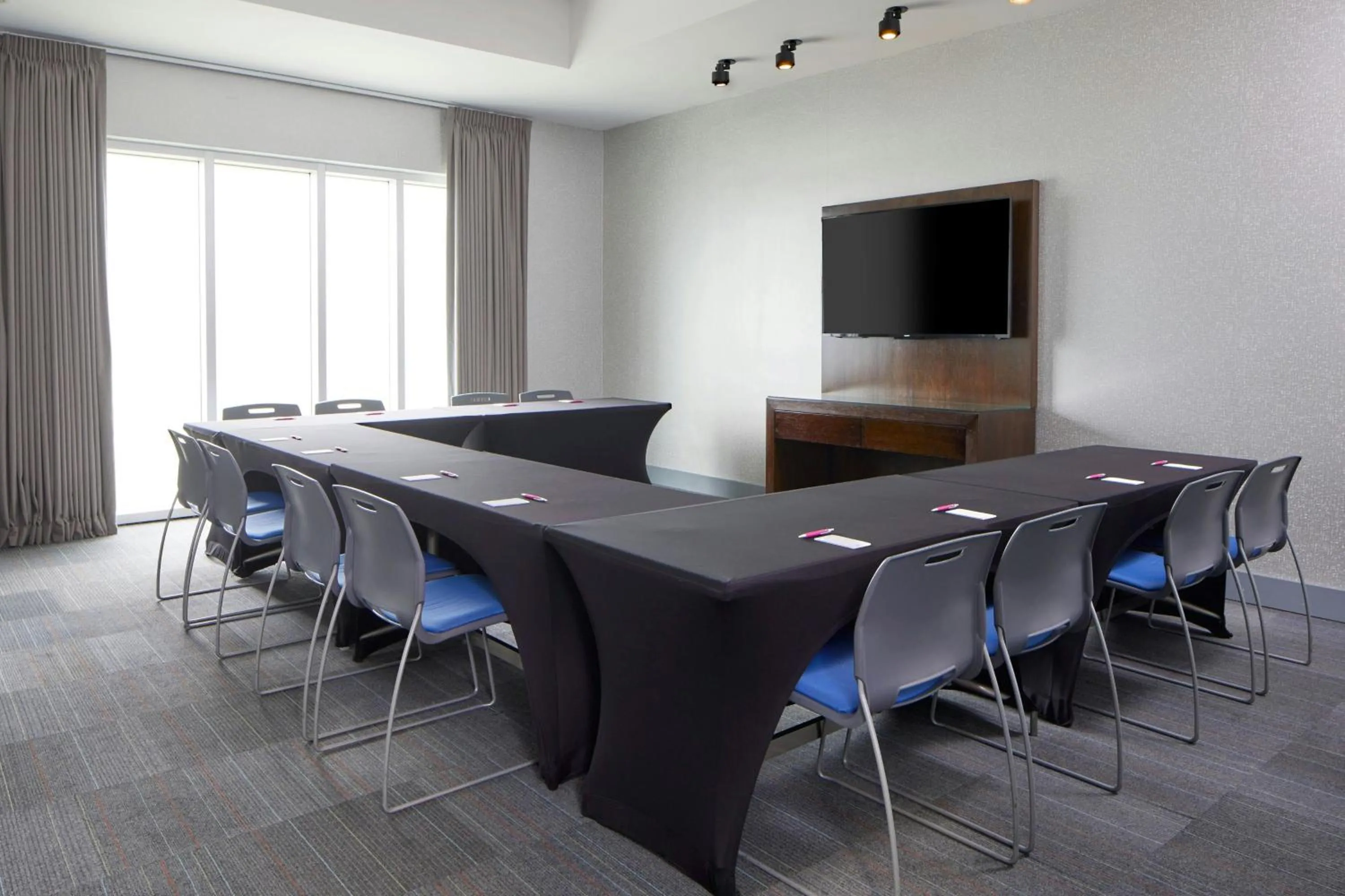 Meeting/conference room in Aloft Austin at The Domain