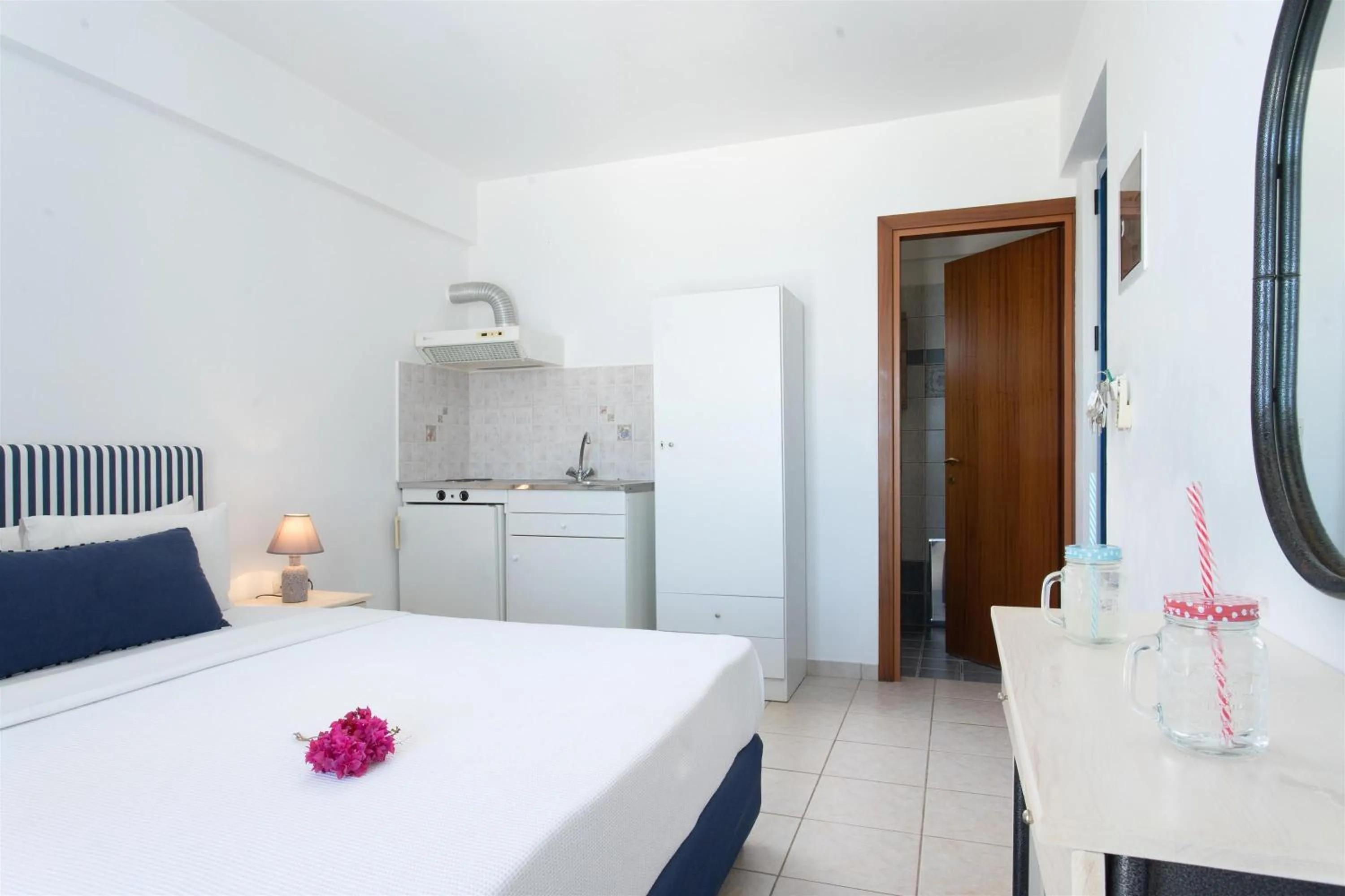 Photo of the whole room in Venti Seaside Adult Hotel