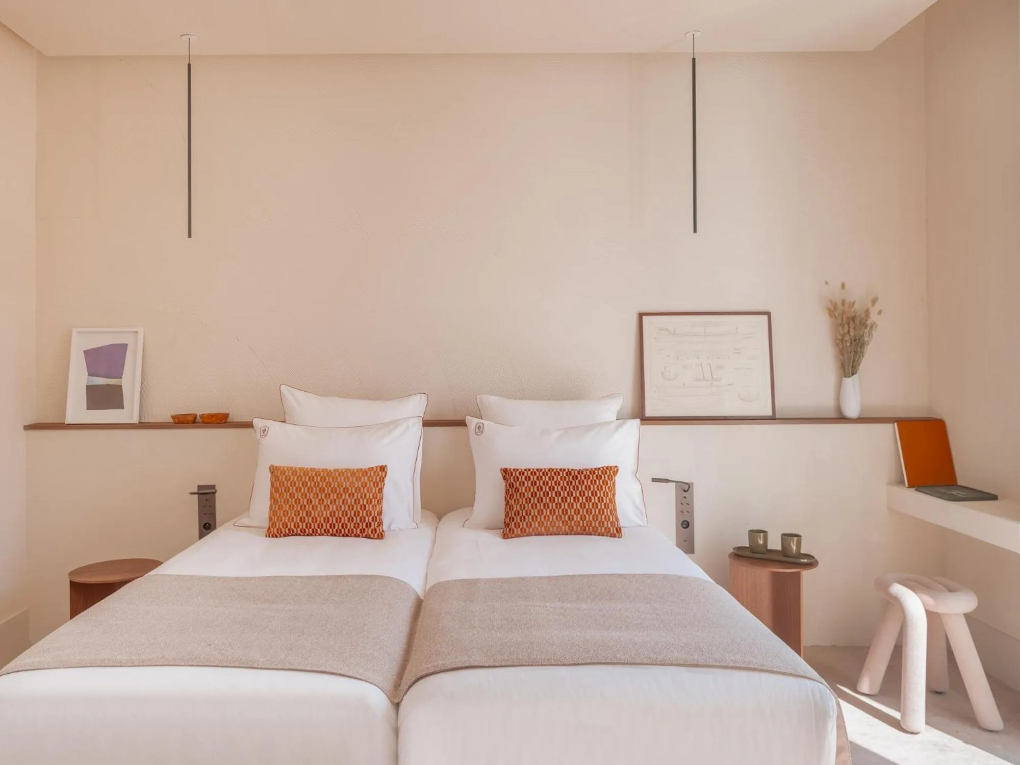 Bedroom, Bed in Hôtel Liautaud Cassis