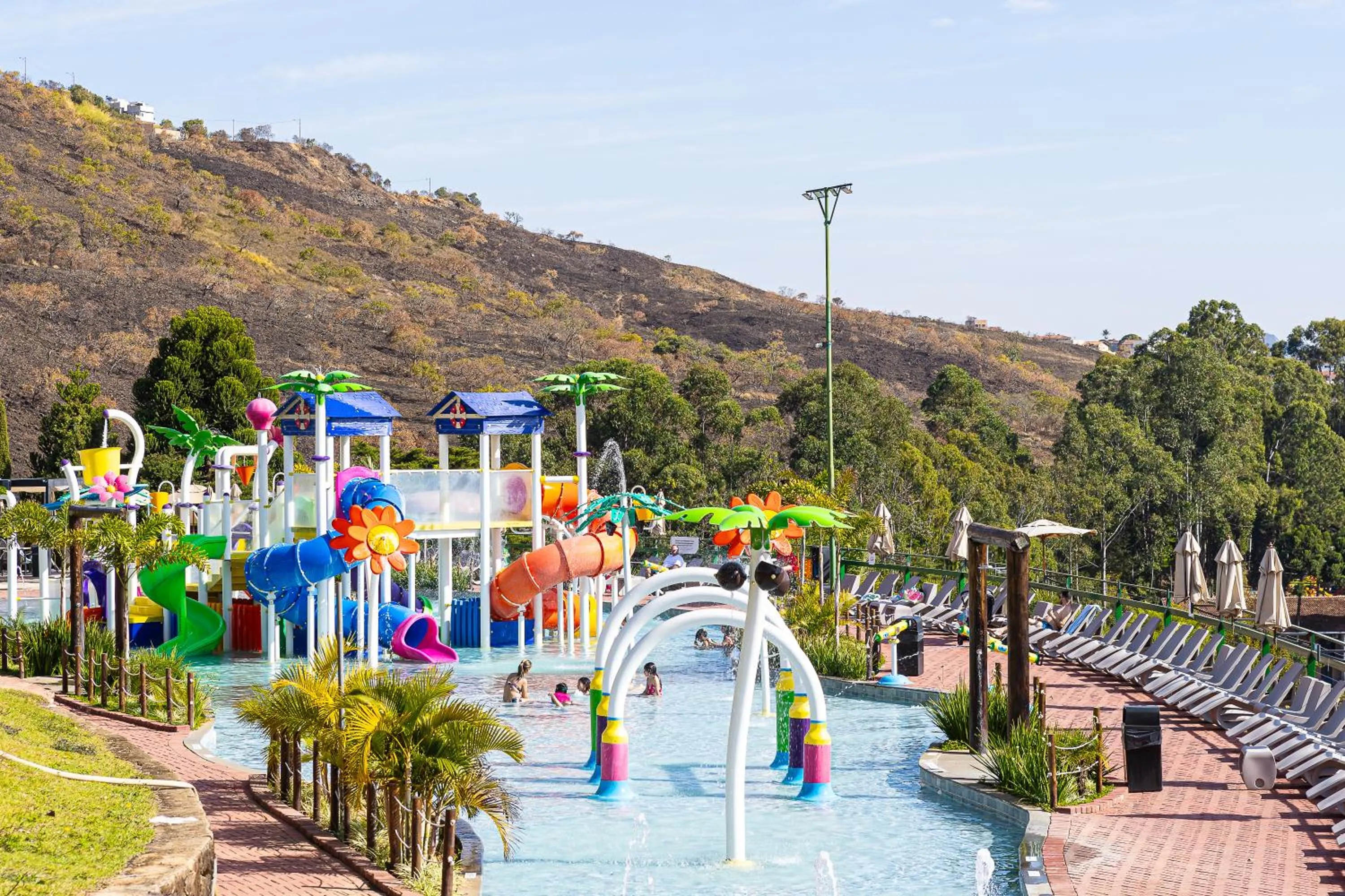 Mountain view in Hotel Golden Park All Inclusive Poços de Caldas By Nacional Inn