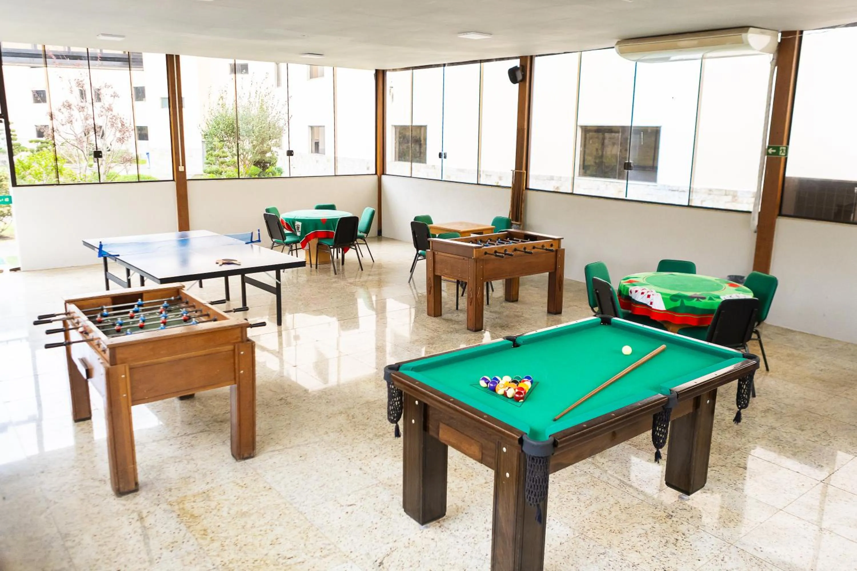 Billiard in Hotel Golden Park All Inclusive Poços de Caldas By Nacional Inn