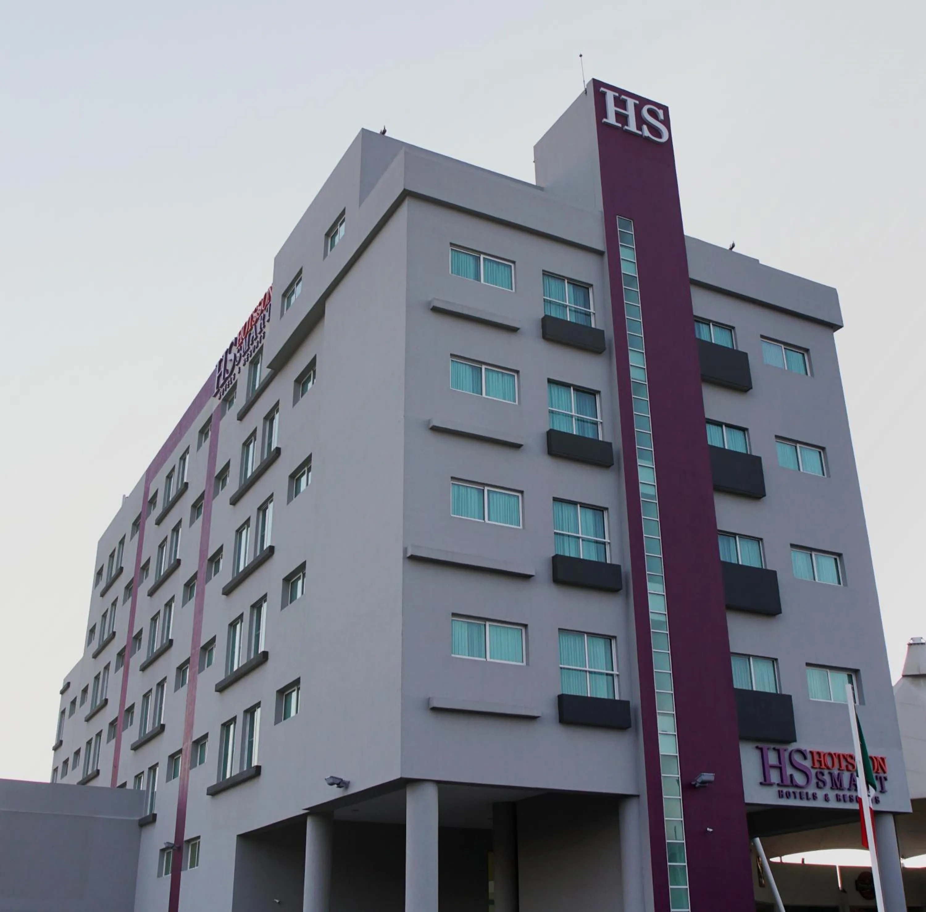 Facade/entrance in HS HOTSSON Smart León Centro Max