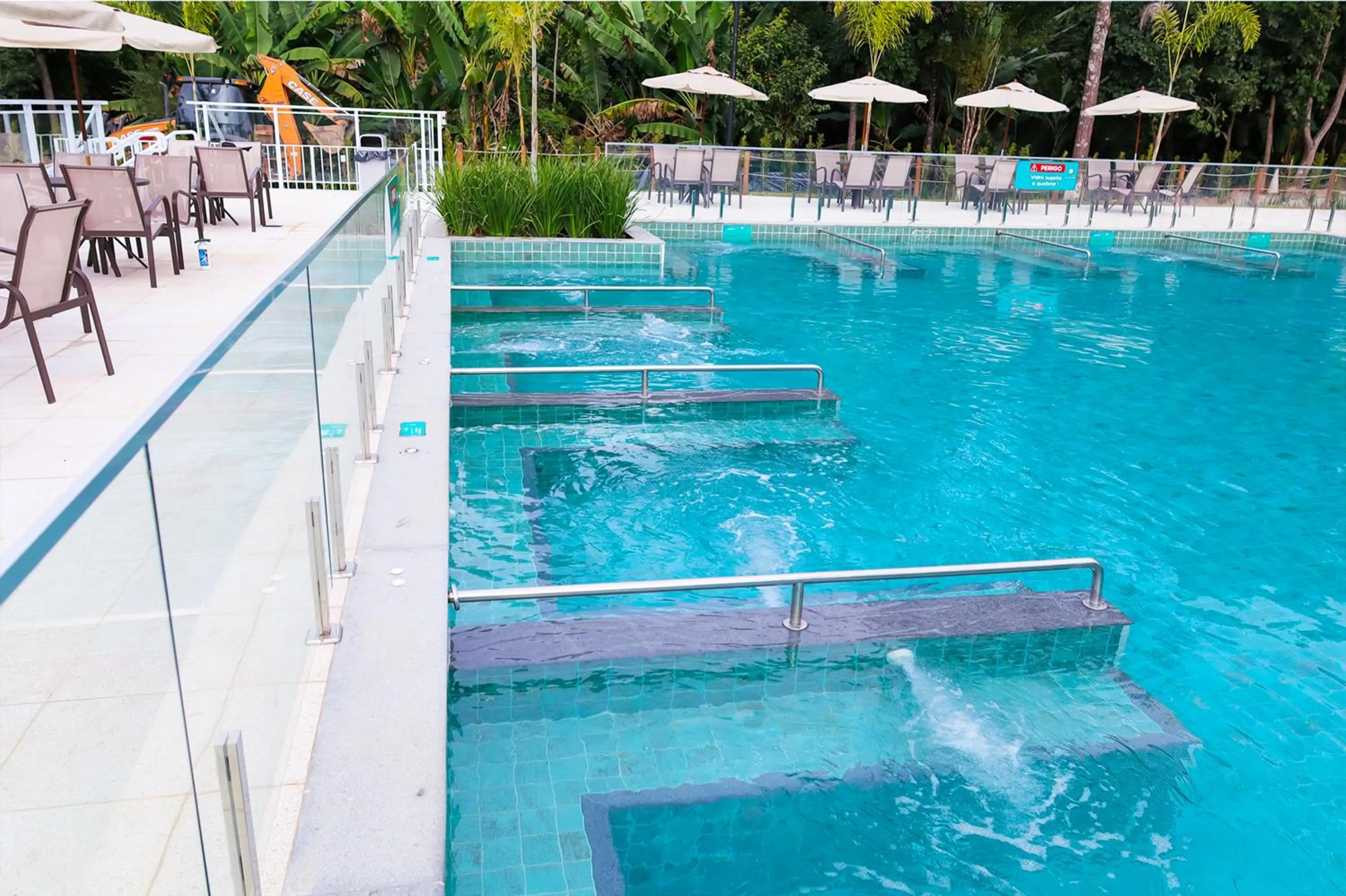 Swimming pool in Hotel Vilage Inn All Inclusive Poços de Caldas By Nacional Inn