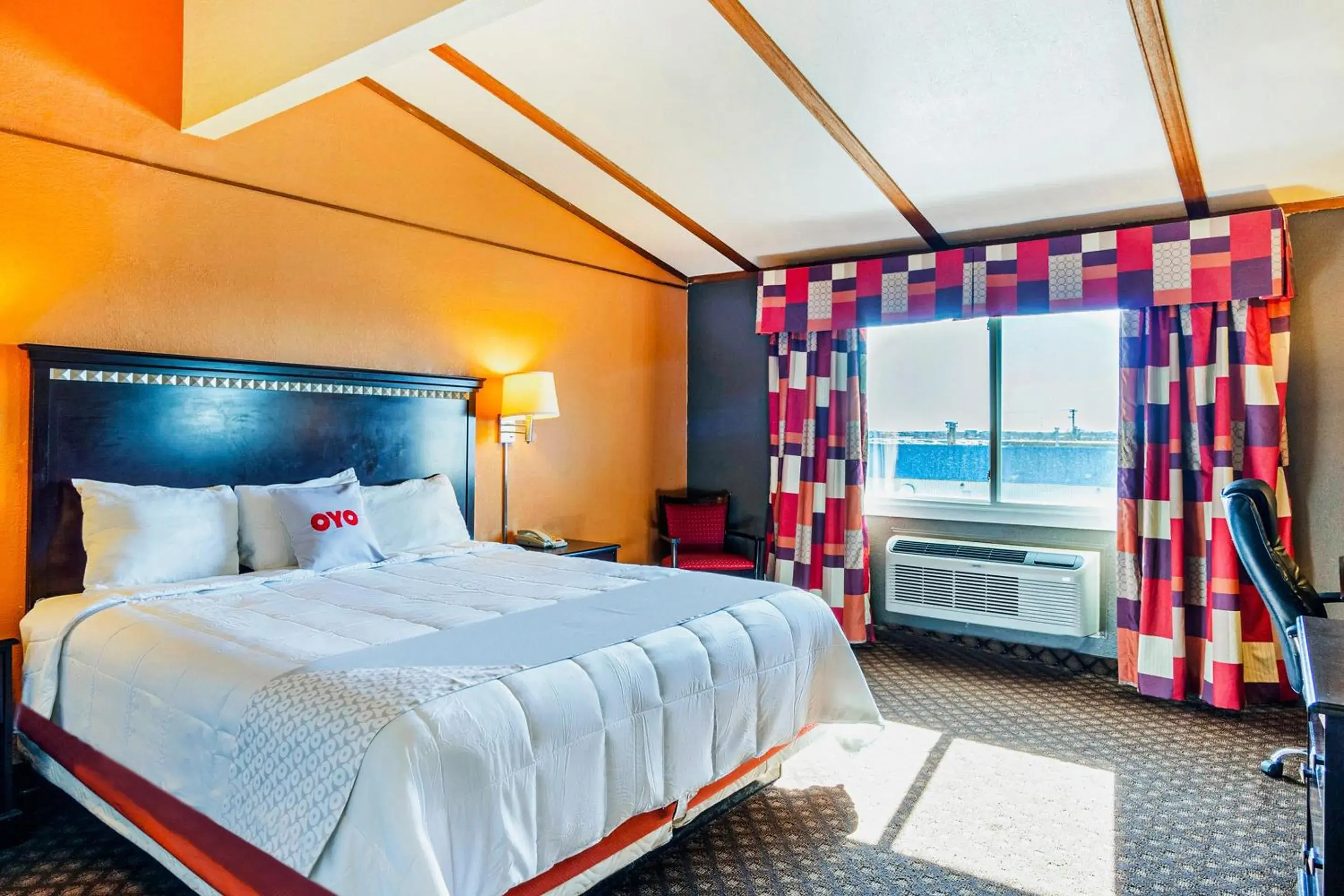 King Room - Disability Access in OYO Townhouse Dodge City KS King Room - Disability Access in OYO Townhouse Dodge City KS