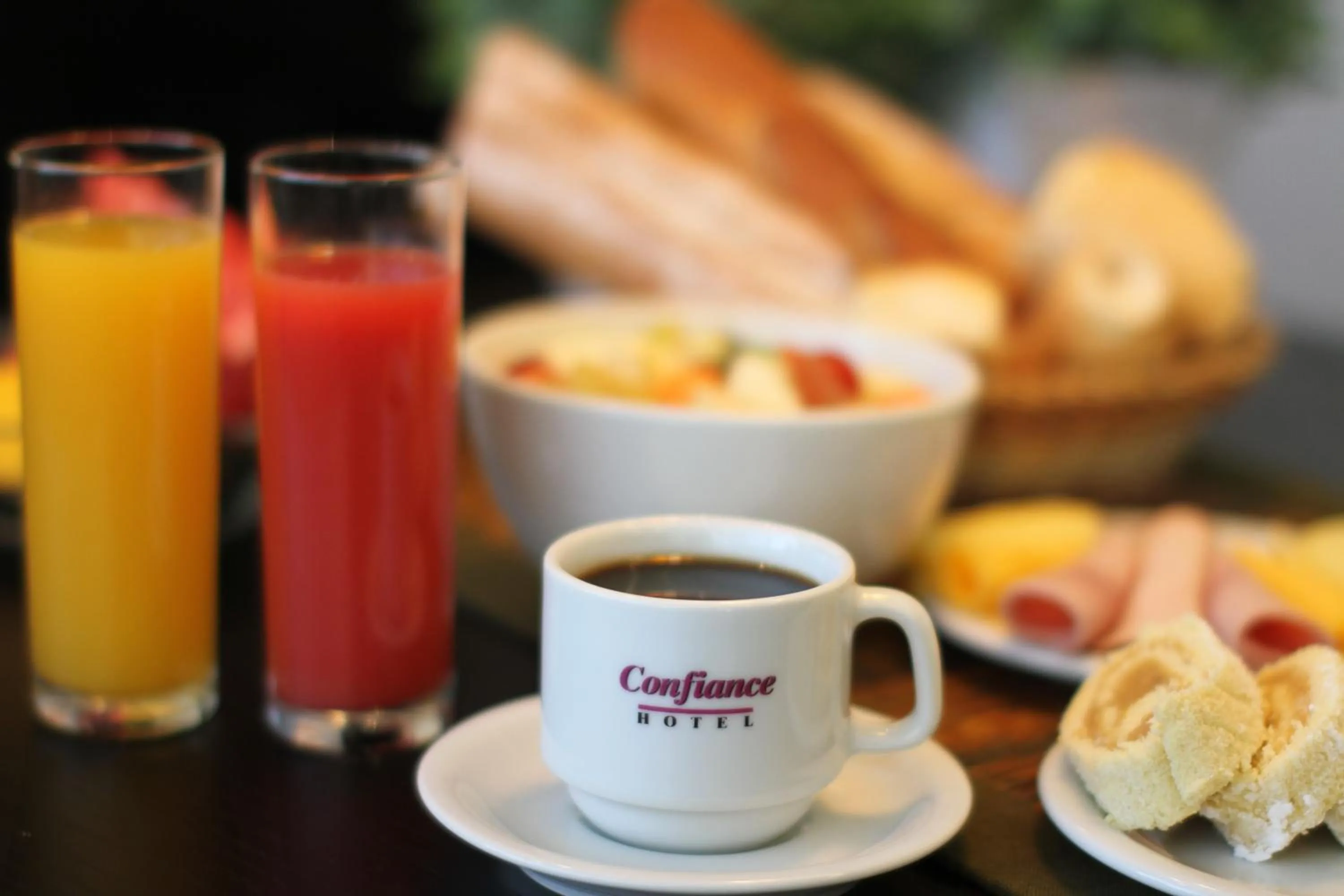 Buffet breakfast in Hotel Confiance Prime Batel