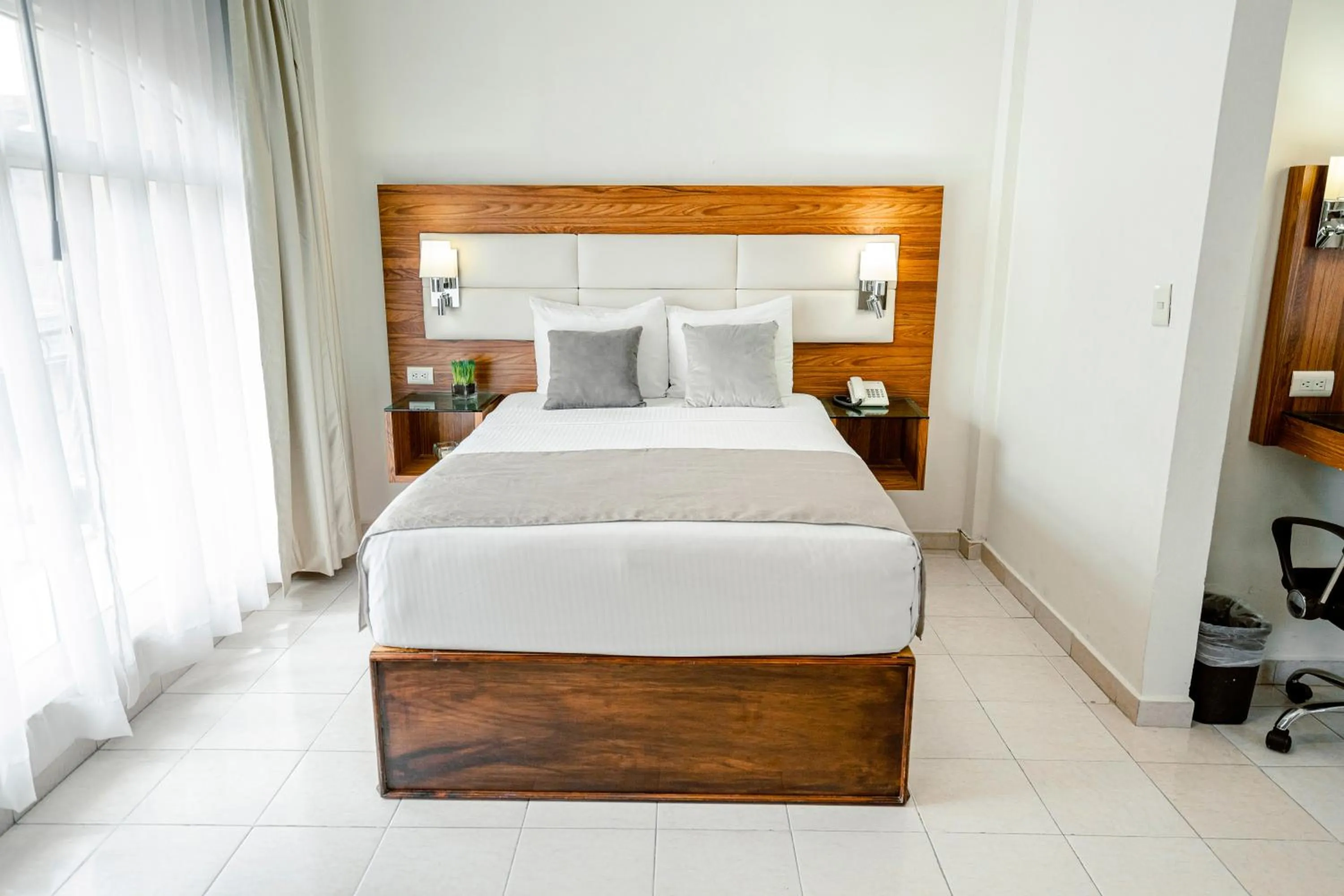 Photo of the whole room, Bed in Hotel San Miguel, en el Centro - Desayuno Incluido