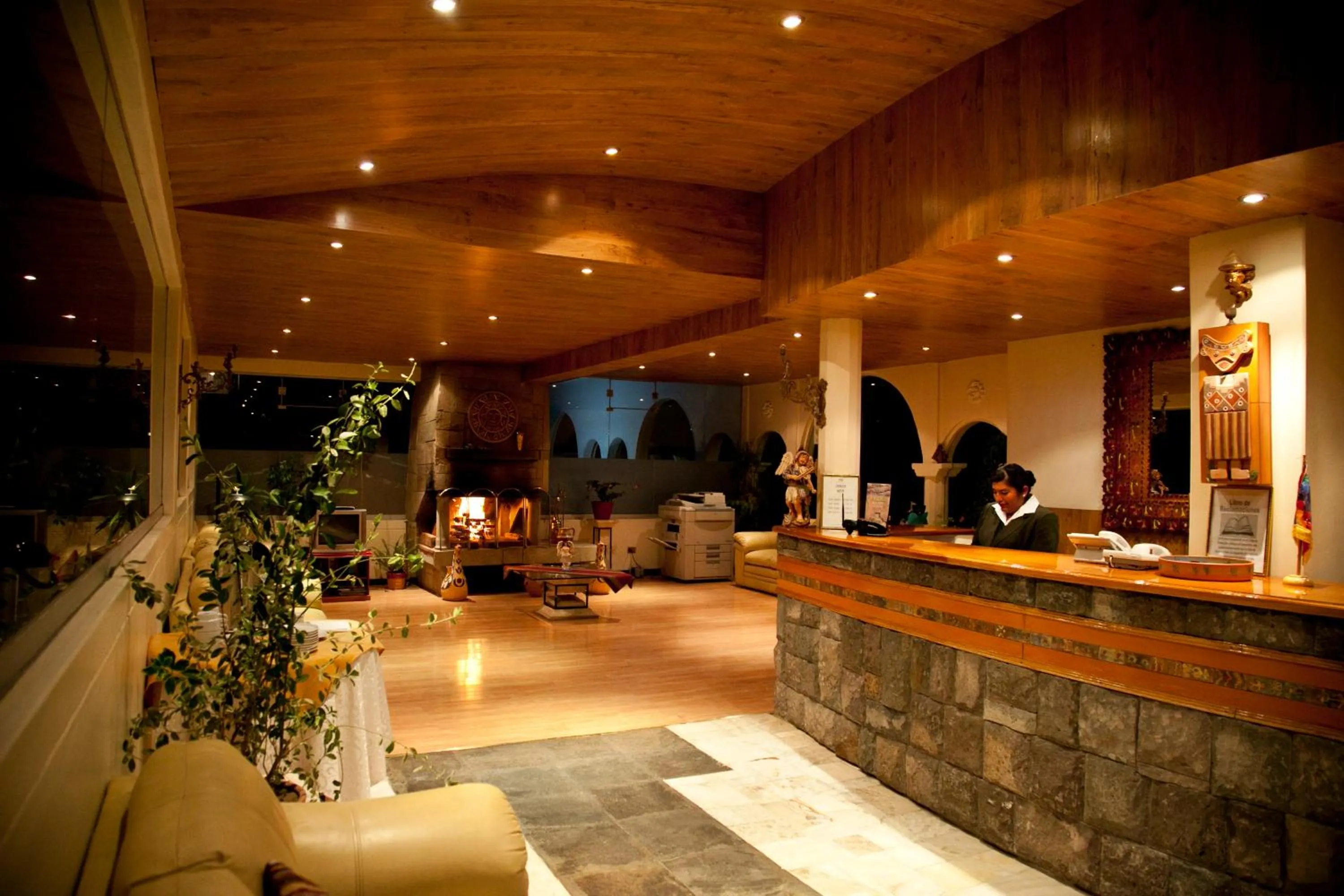 Lobby or reception in Taypikala Lago