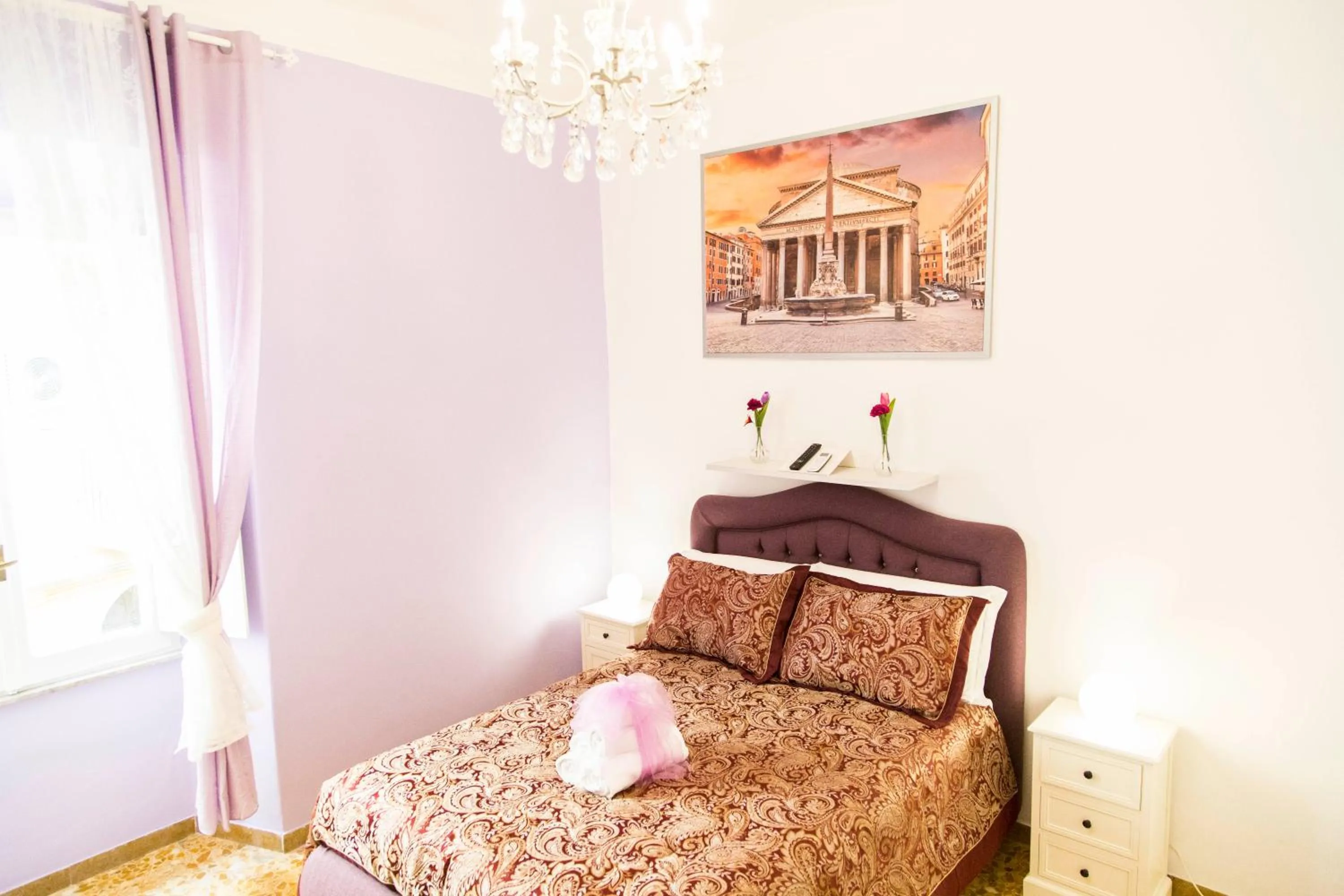 Bed in Royal Vatican