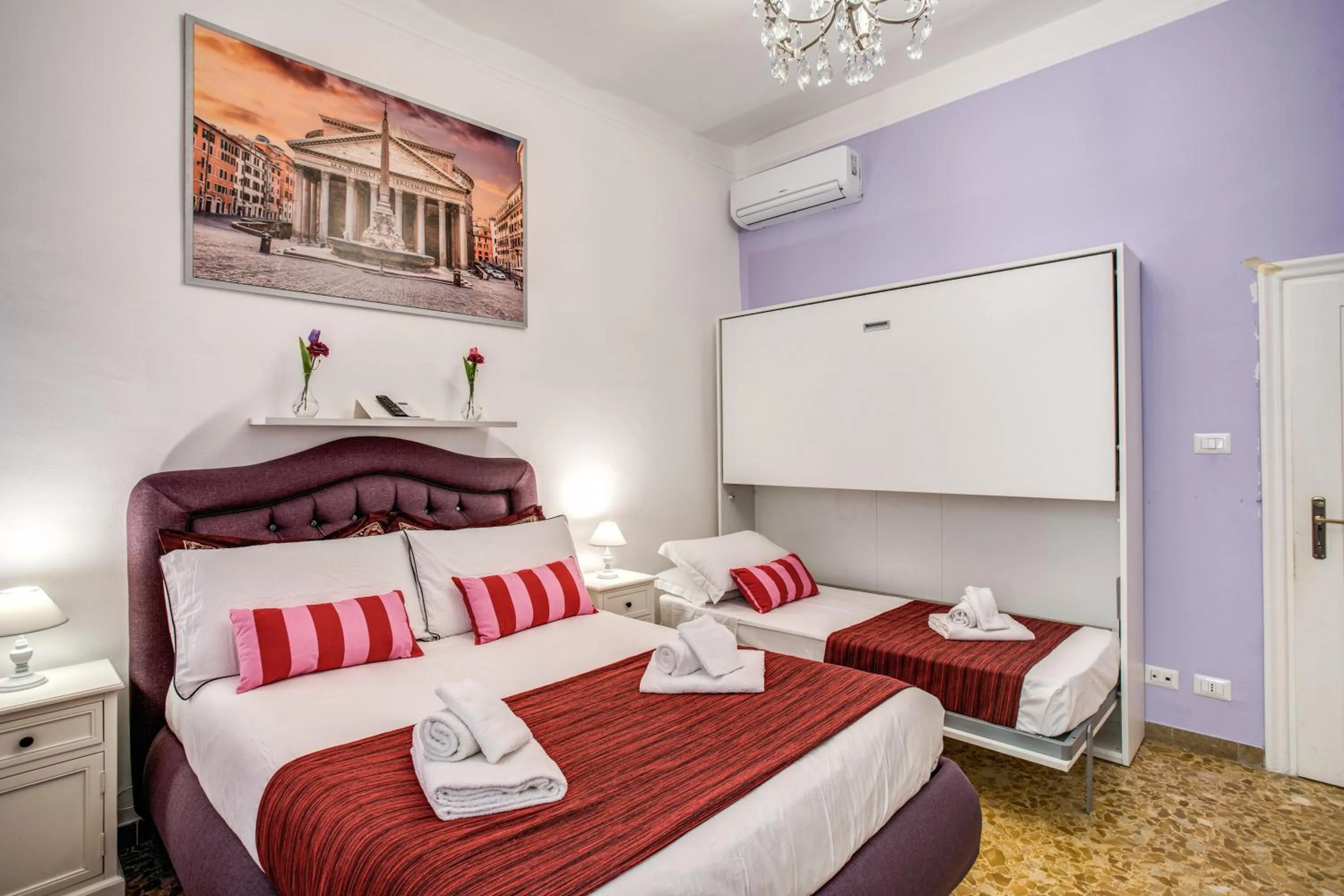 Bed in Royal Vatican