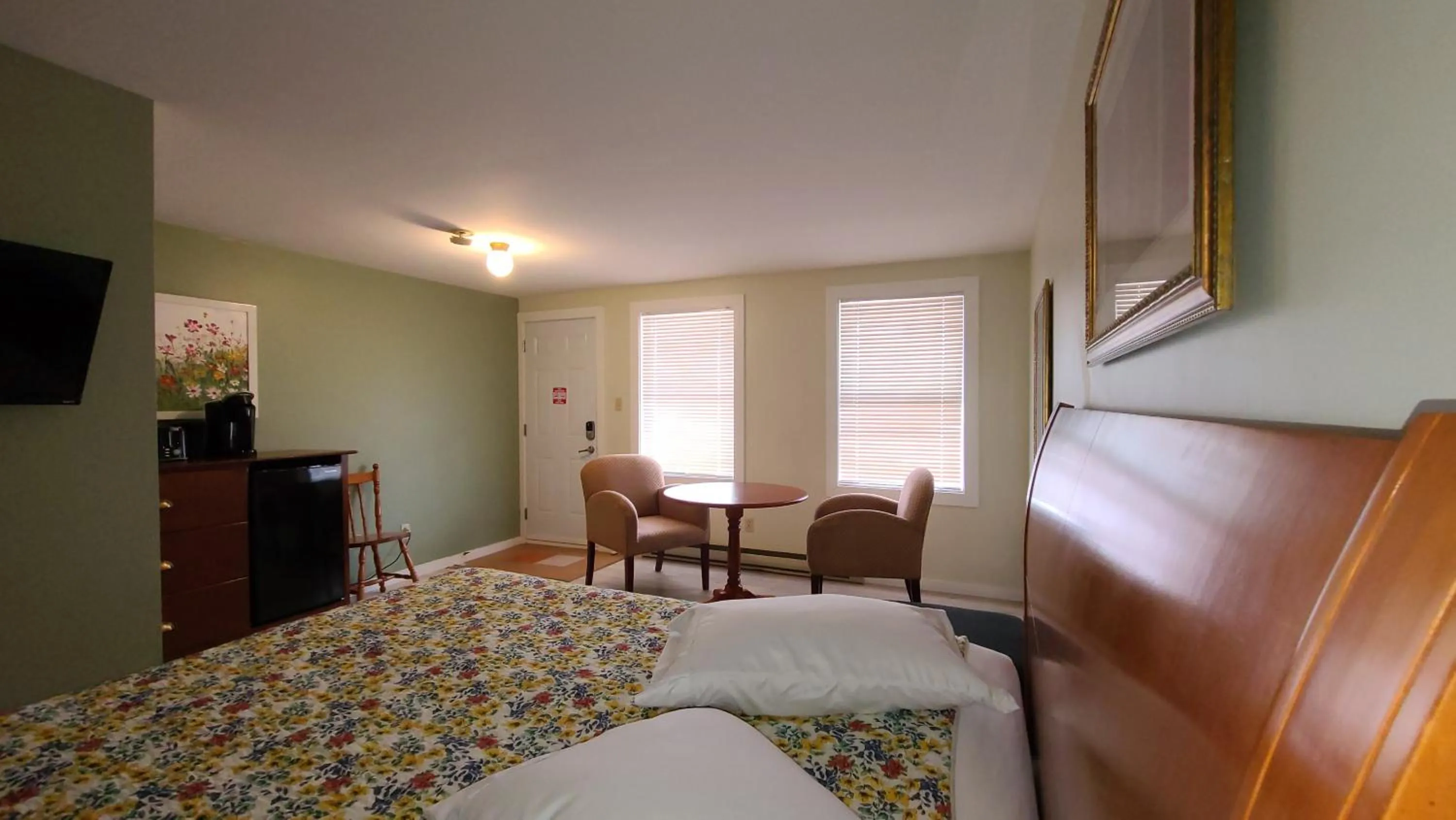 Bed in Bouctouche Bay Inn