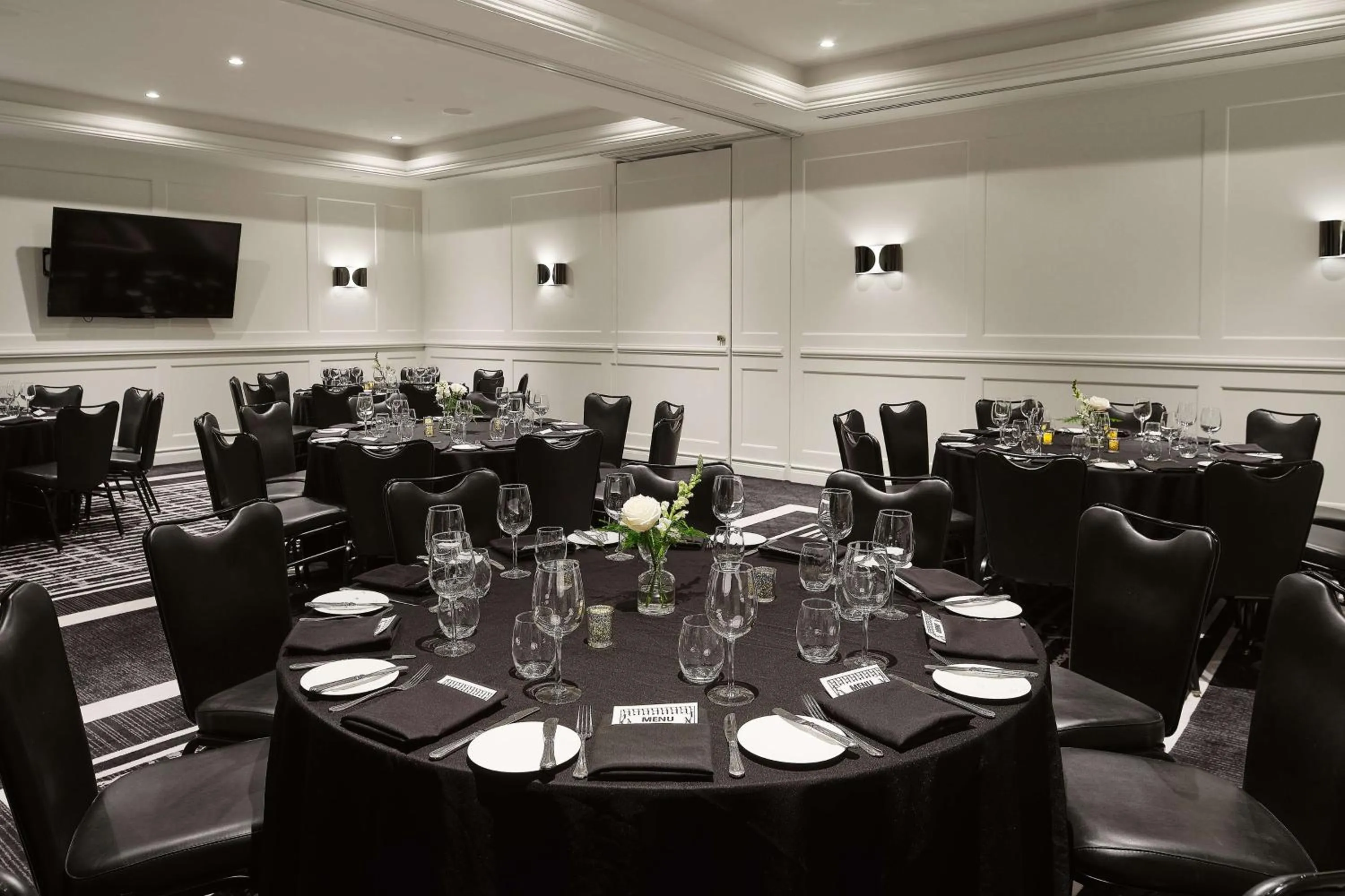 Meeting/conference room in Vogue Hotel Montreal Downtown, Curio Collection by Hilton