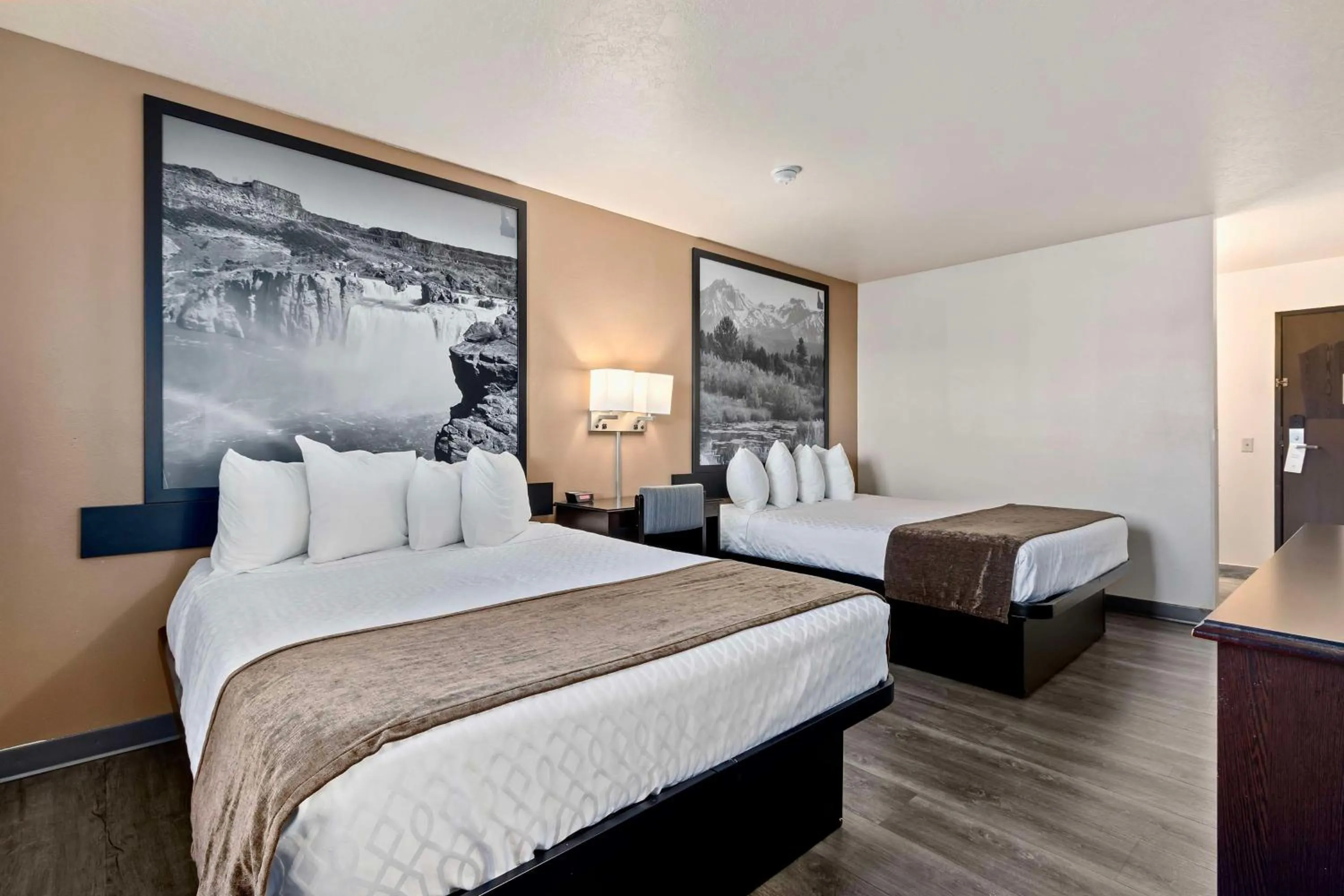 Bedroom, Bed in SureStay Hotel by Best Western Twin Falls