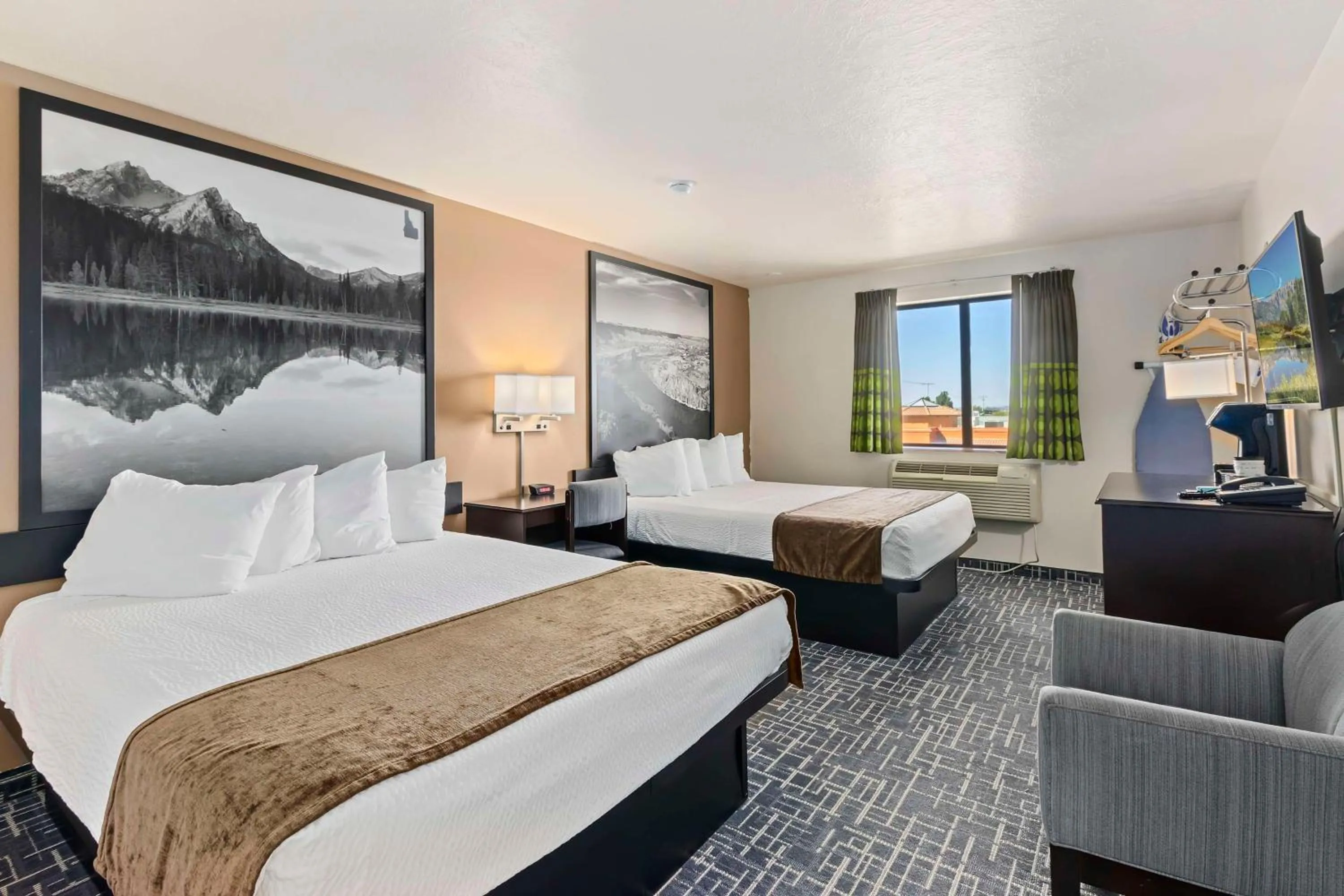 Bedroom, Bed in SureStay Hotel by Best Western Twin Falls