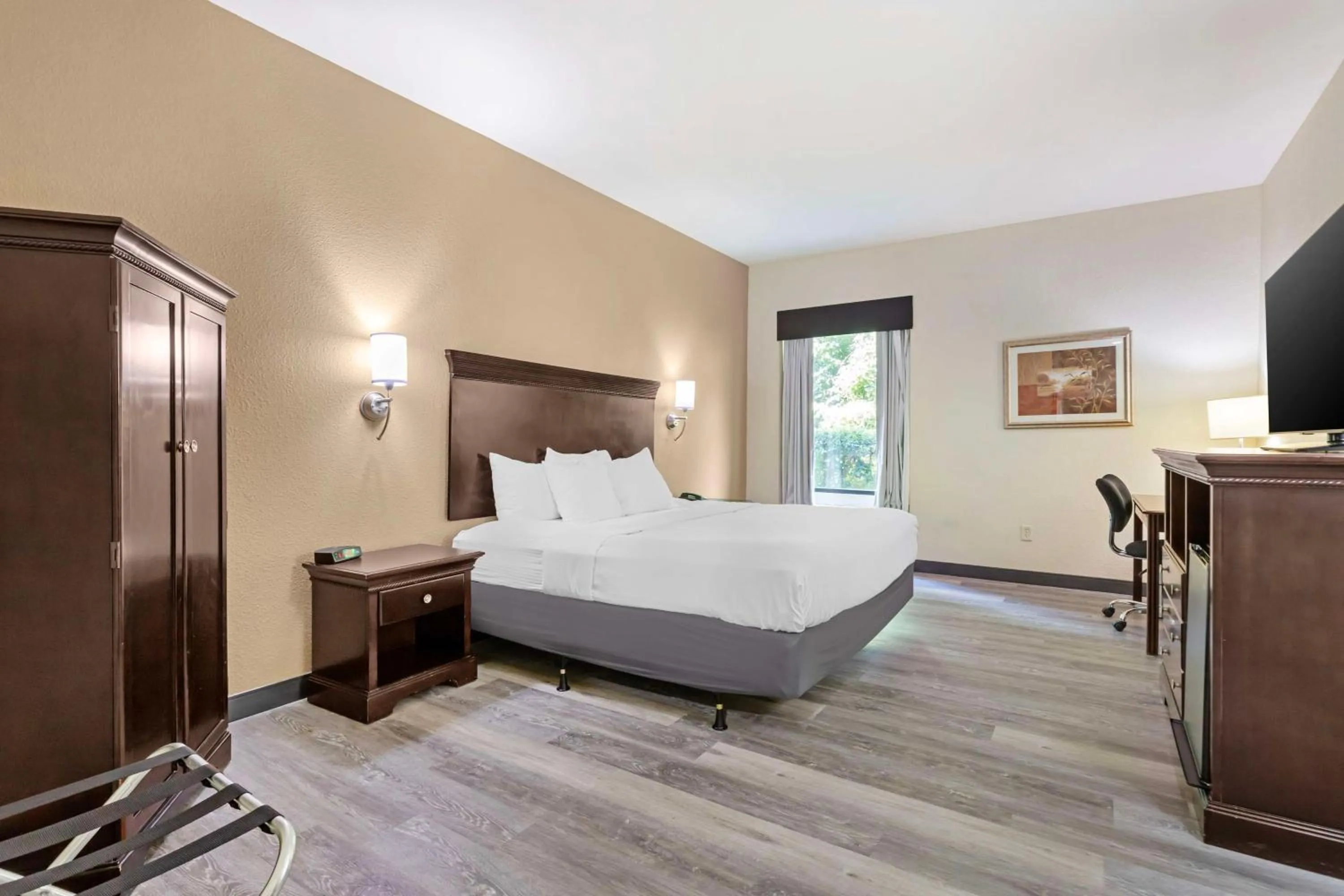 Bedroom, Bed in Best Western Plus Greenville South