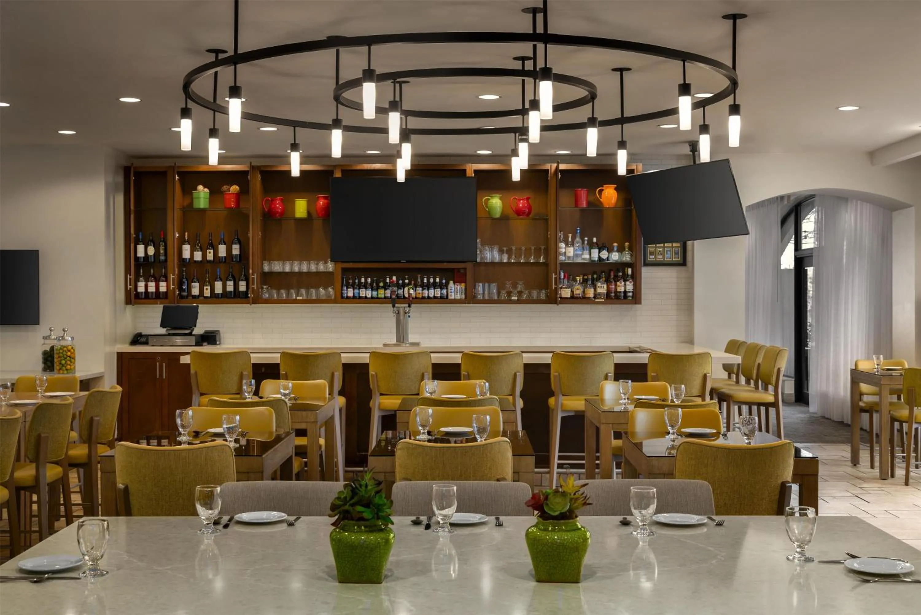 Lounge or bar in Hilton Garden Inn Raleigh-Durham/Research Triangle Park