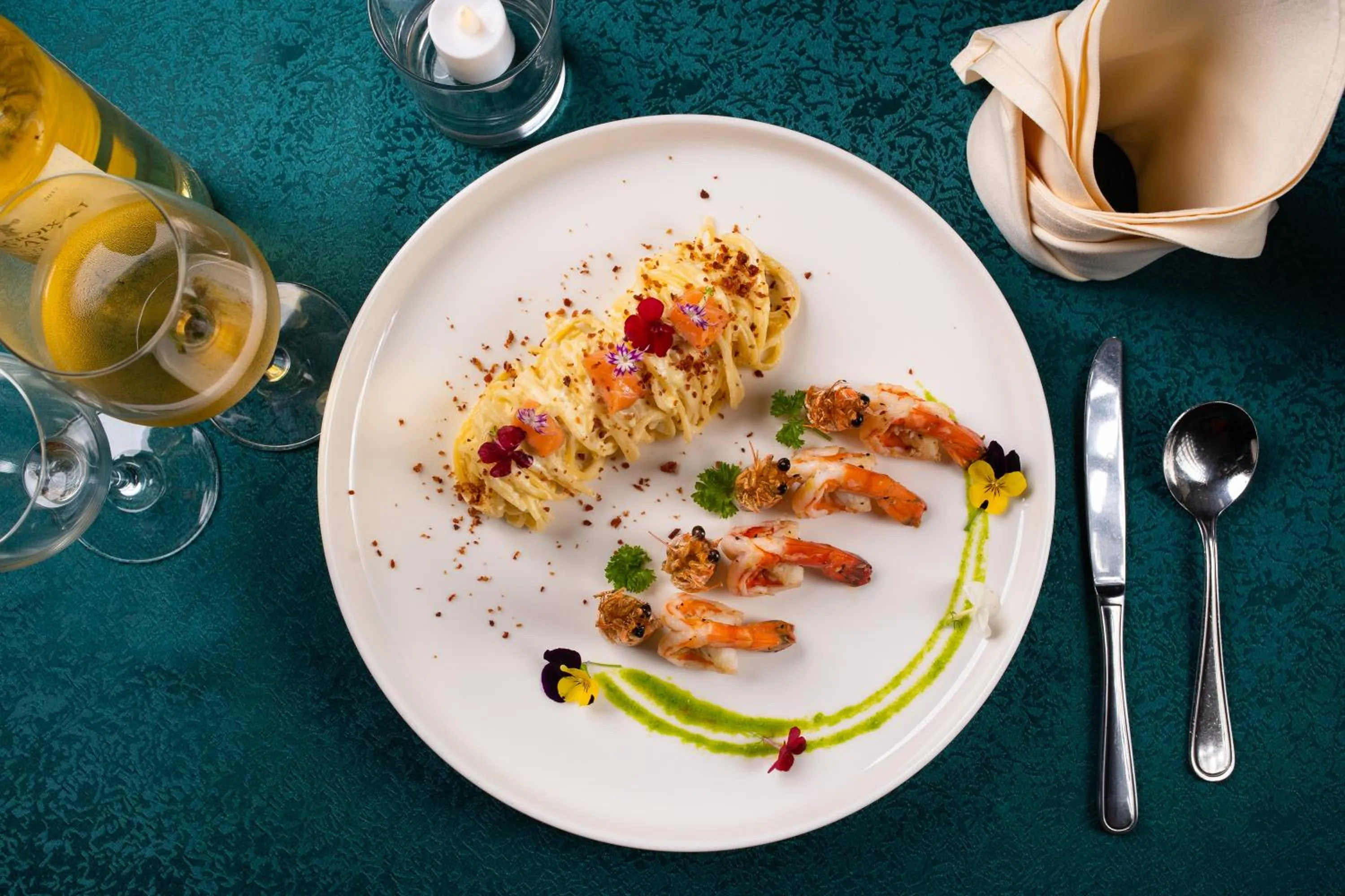 Food and drinks in Nam Cuong Hai Duong Hotel