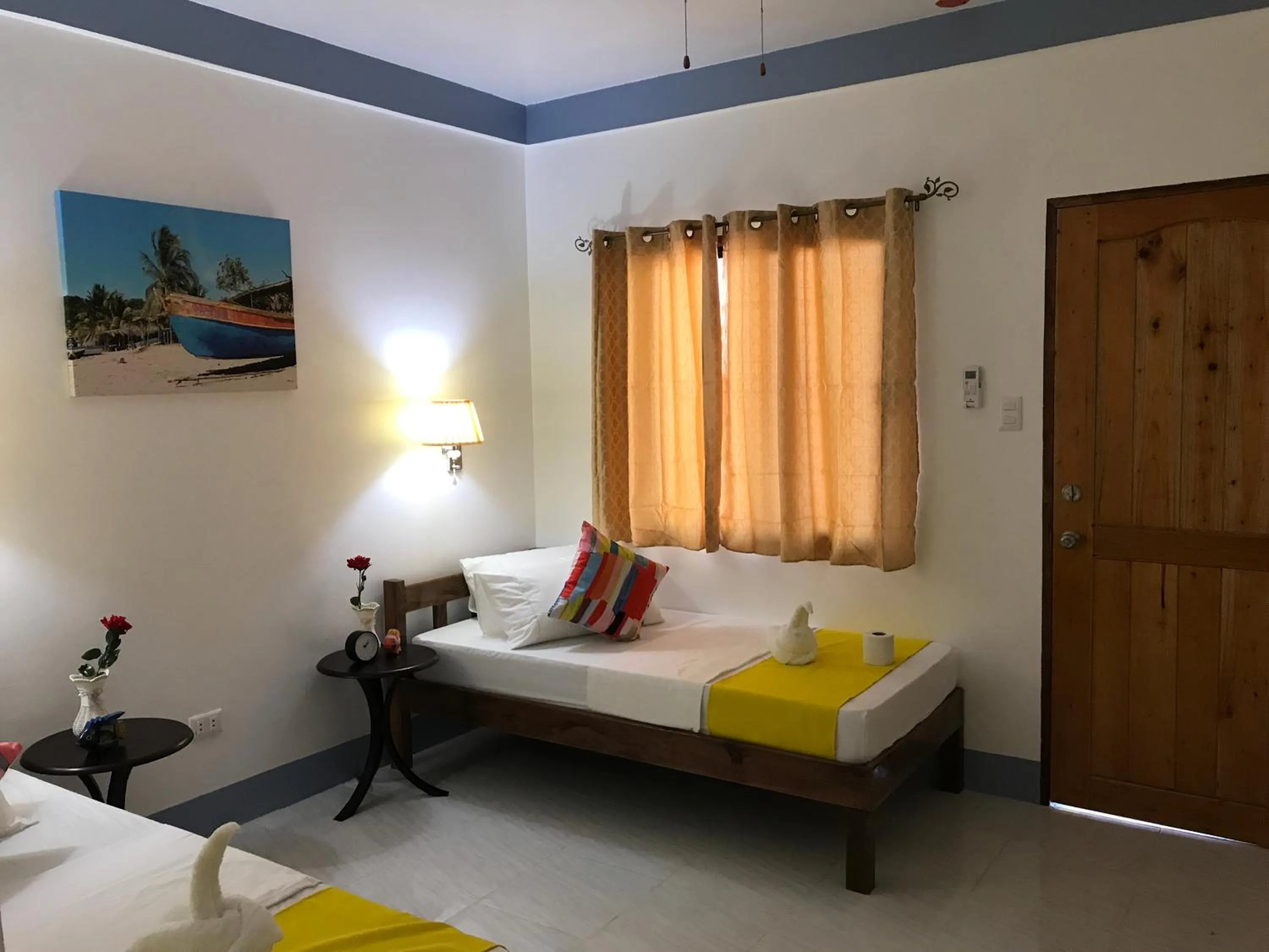 Bedroom, Bed in Neptune Diving Resort Moalboal