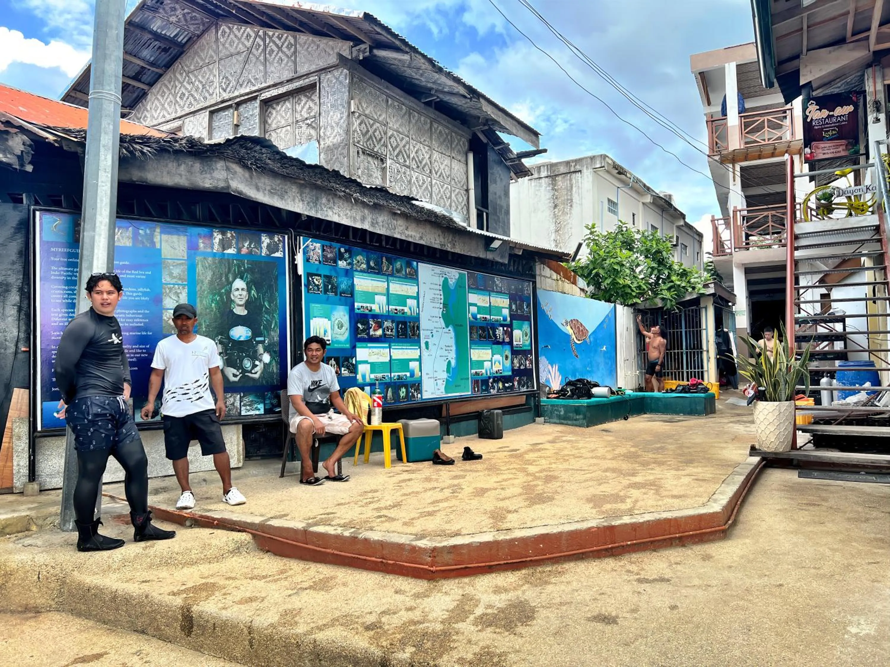 Diving in Neptune Diving Resort Moalboal