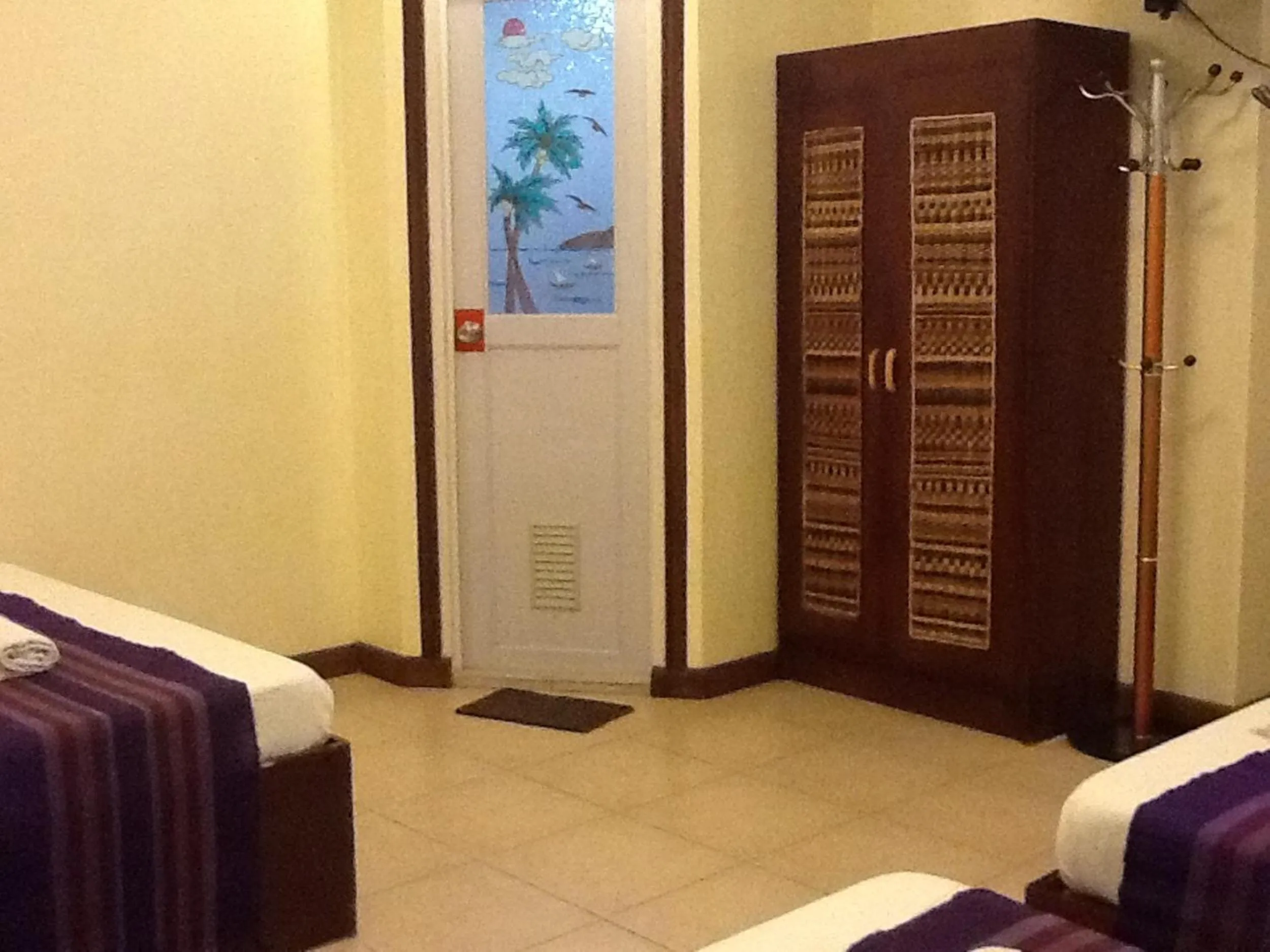 Bedroom, Bed in Darunday Manor