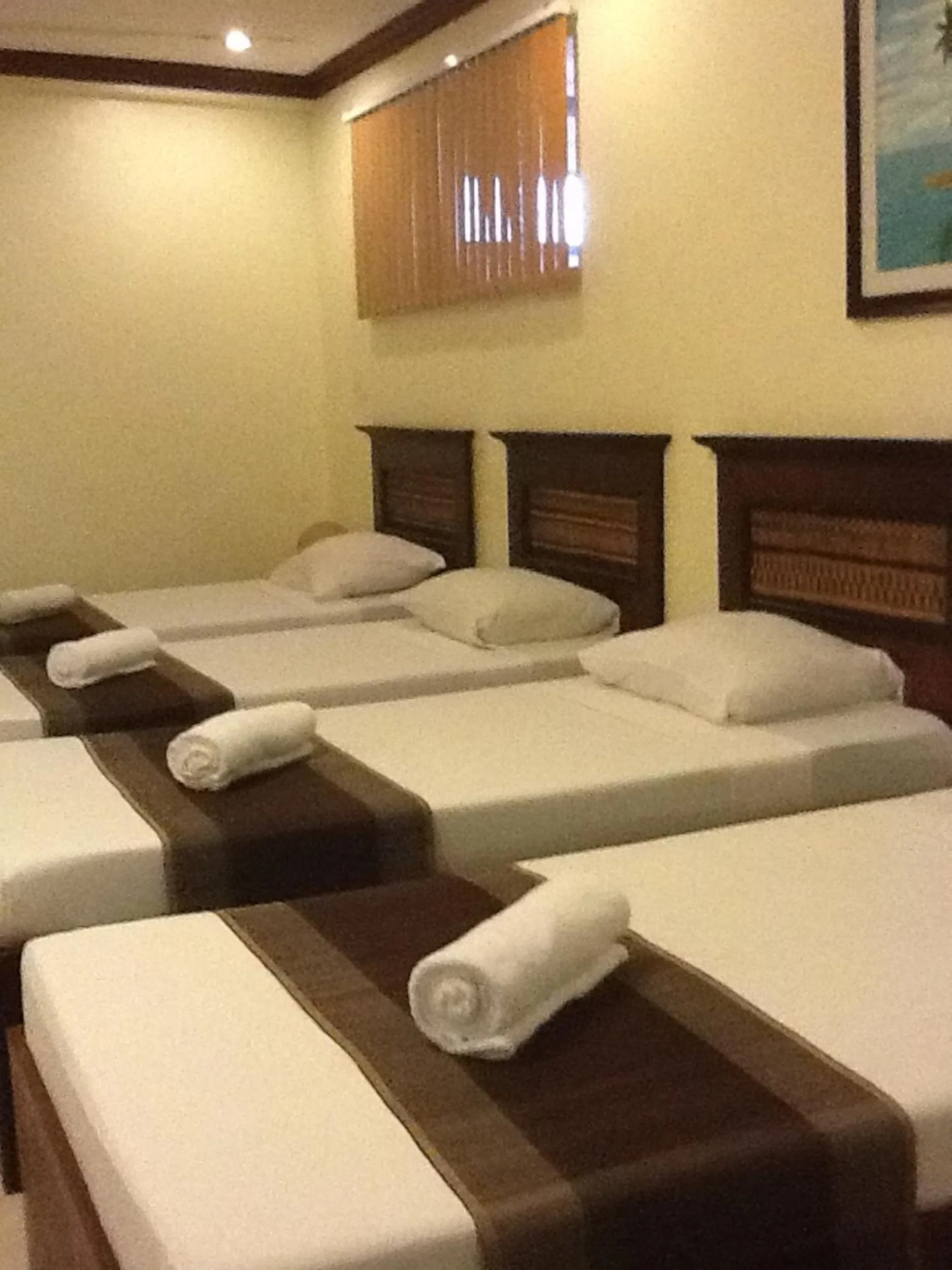 Bed in Darunday Manor